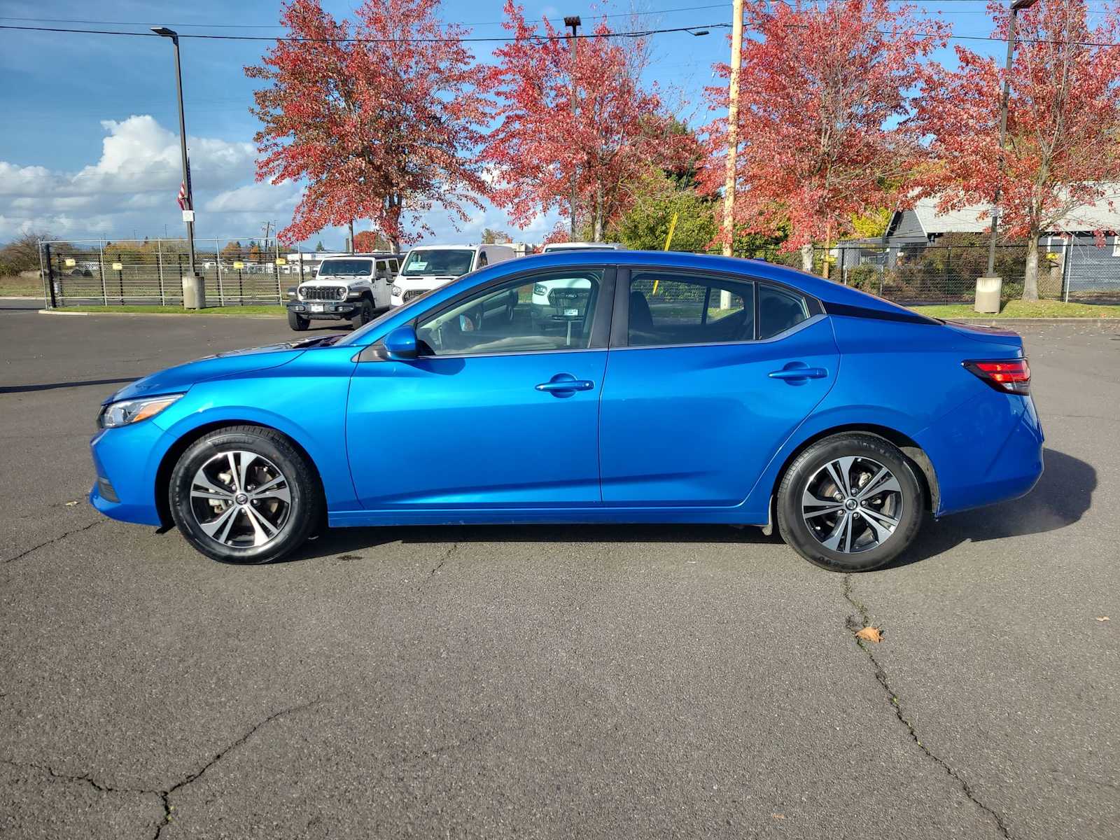 Thumbnail: 2023 Nissan Sentra - 11