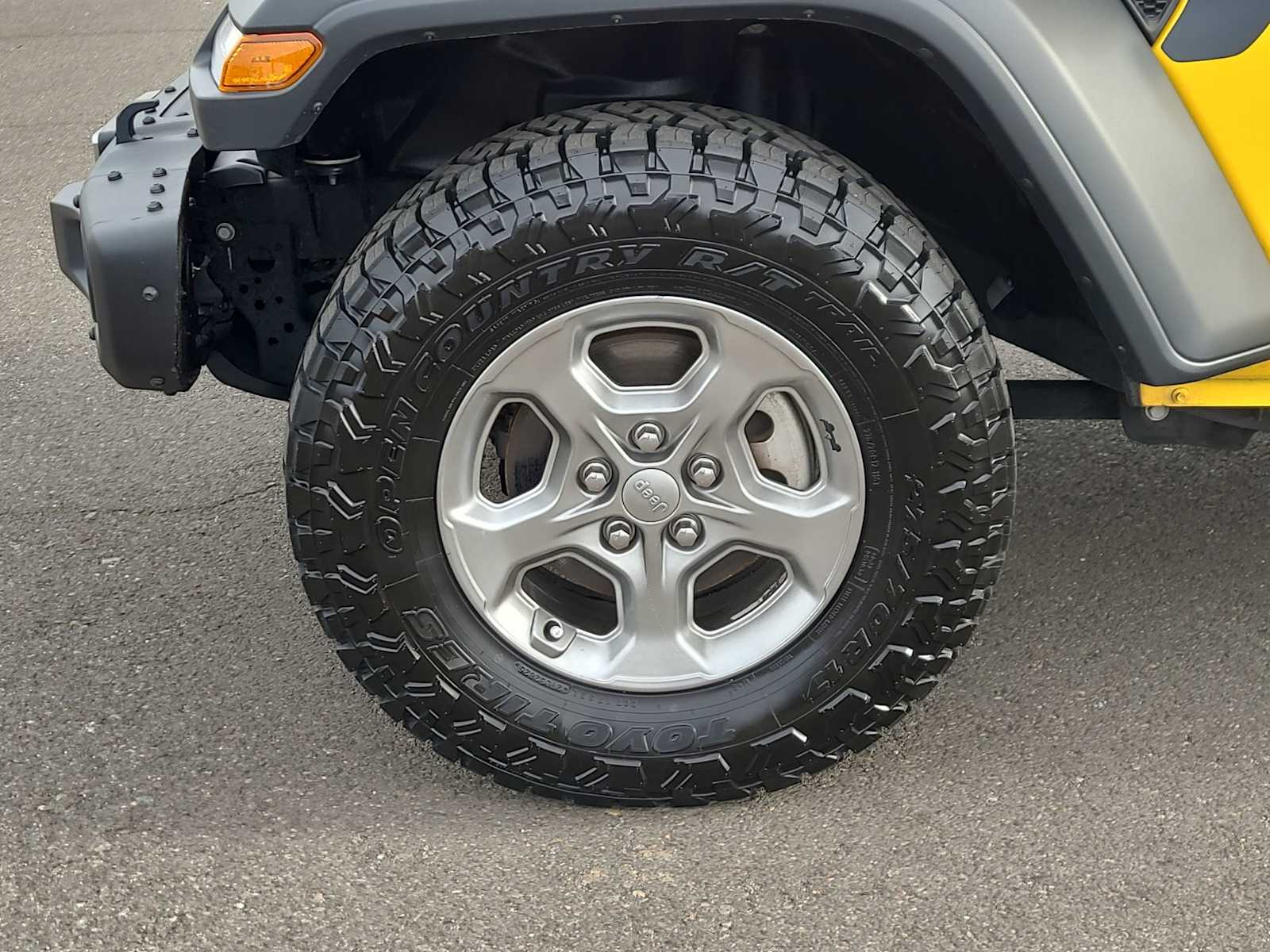 Thumbnail: 2021 Jeep Wrangler - 16