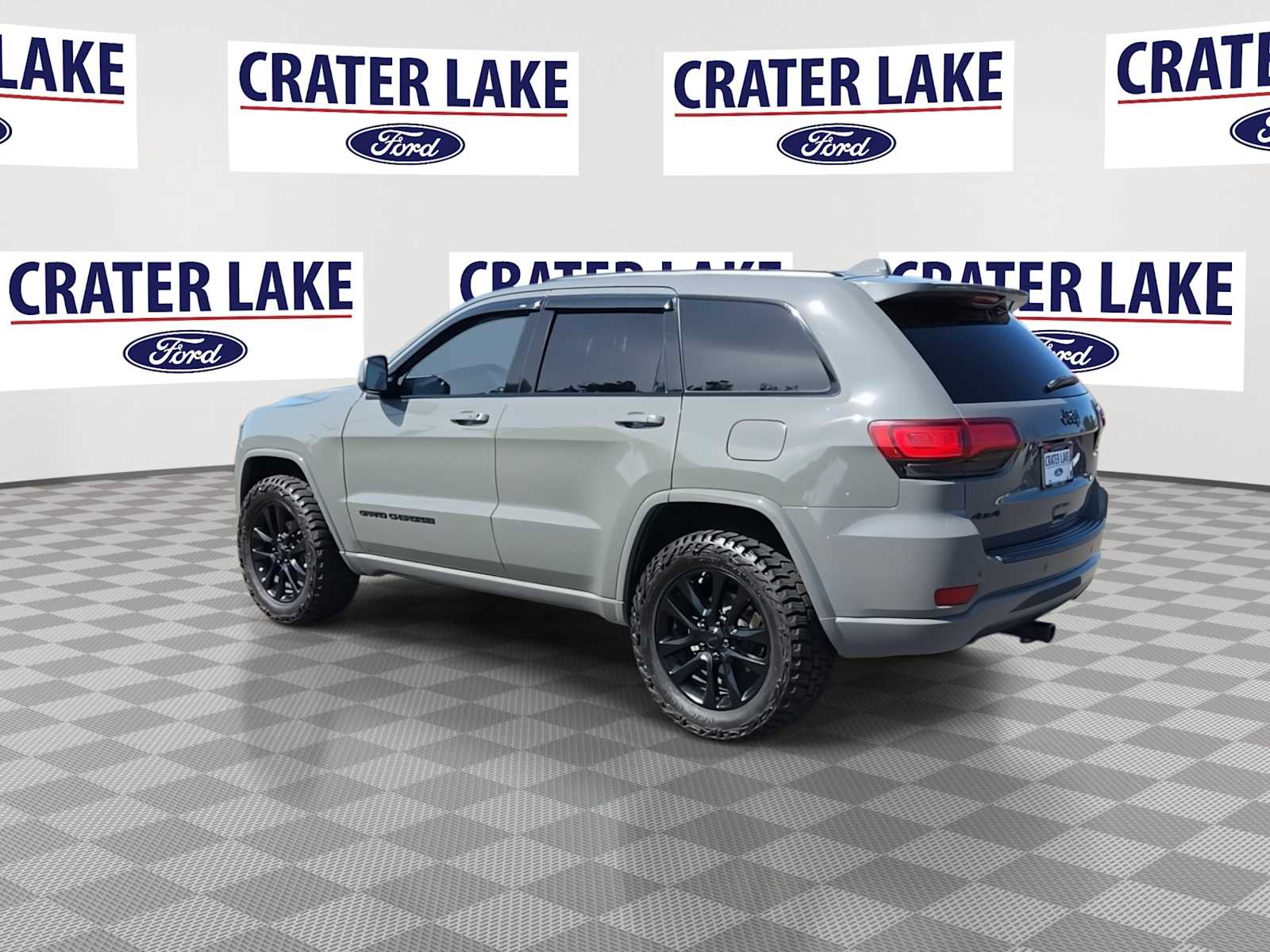 Thumbnail: 2019 Jeep Grand Cherokee - 6