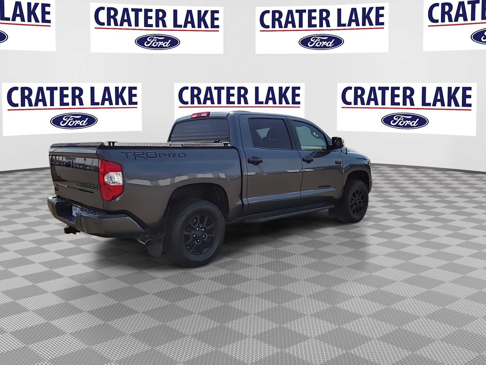 Thumbnail: 2016 Toyota Tundra - 8