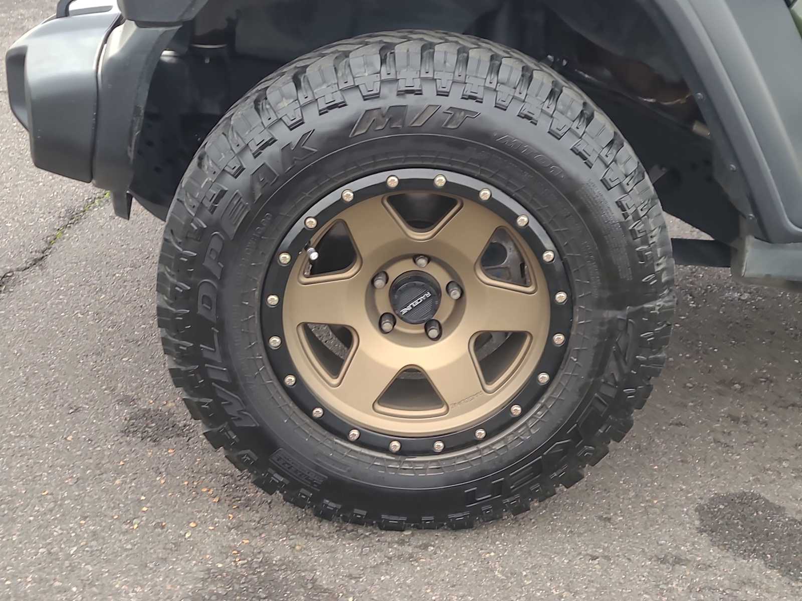 Thumbnail: 2020 Jeep Wrangler - 16