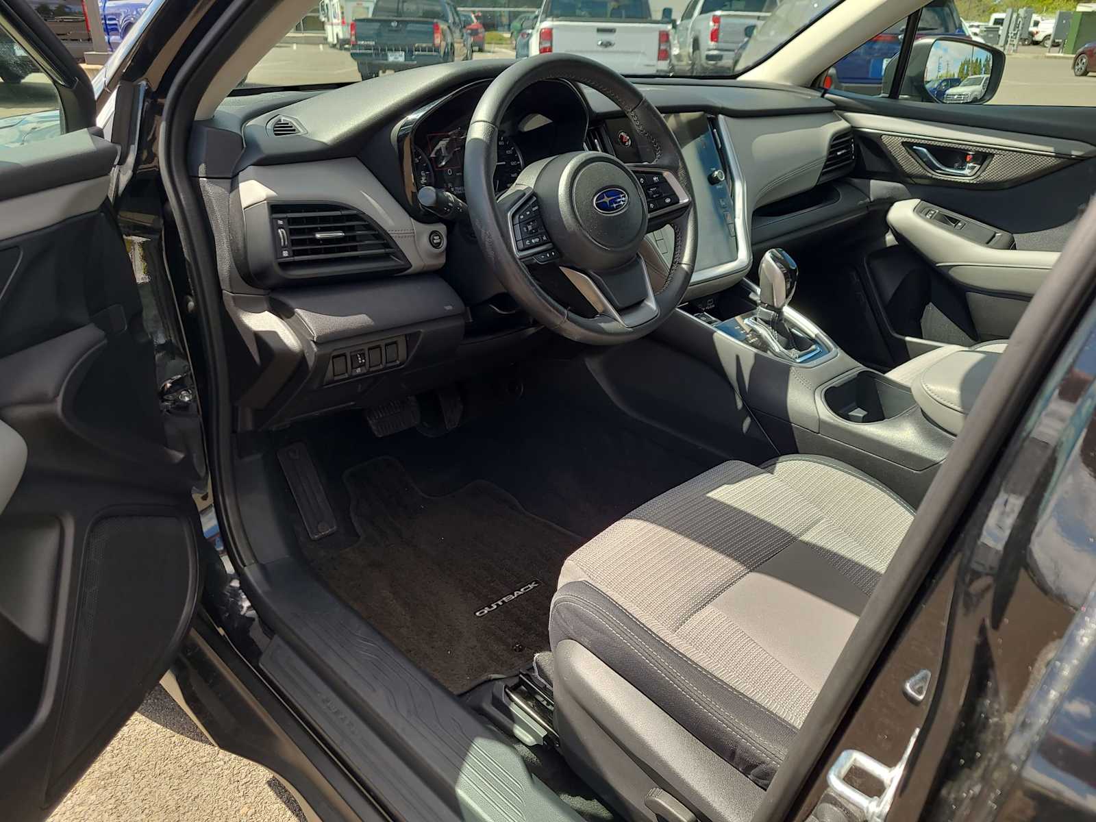 Thumbnail: 2023 Subaru Outback - 10