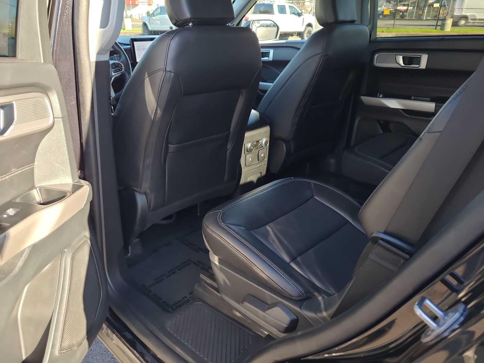 Thumbnail: 2023 Ford Explorer - 20