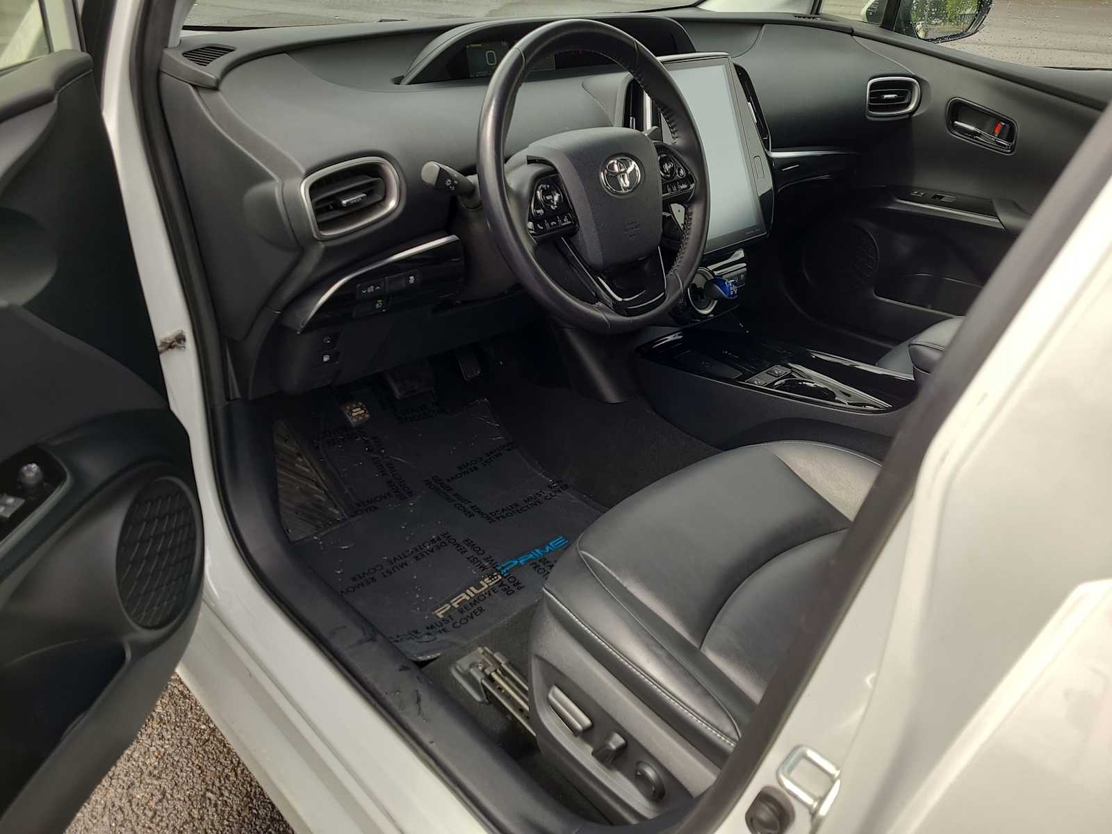 Thumbnail: 2021 Toyota Prius Prime - 10