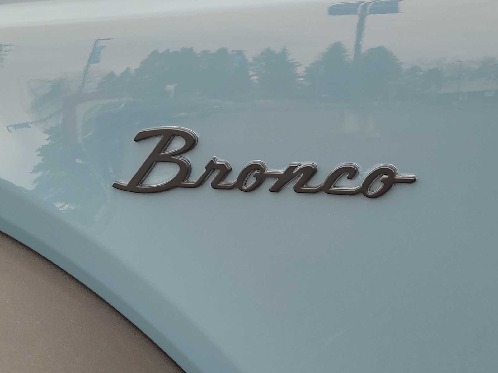 Thumbnail: 2022 Ford Bronco - 15