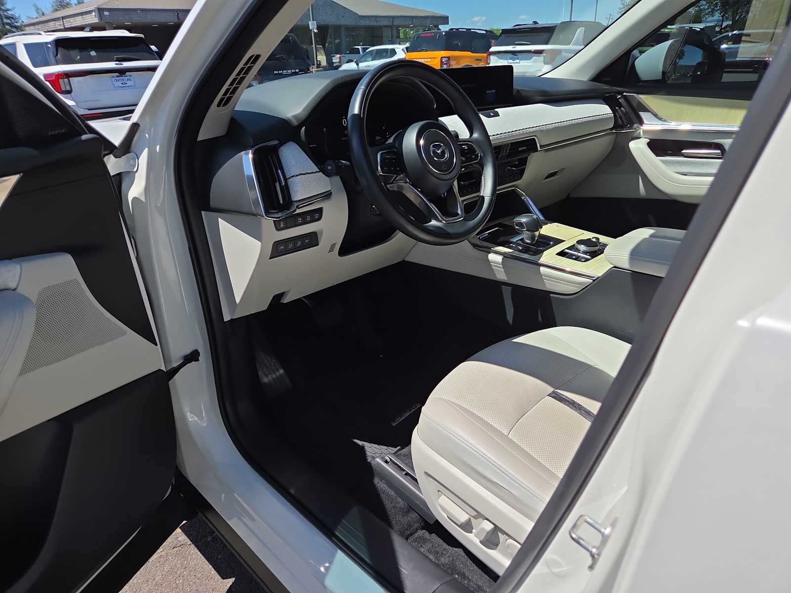 Thumbnail: 2024 Mazda CX-90 - 10