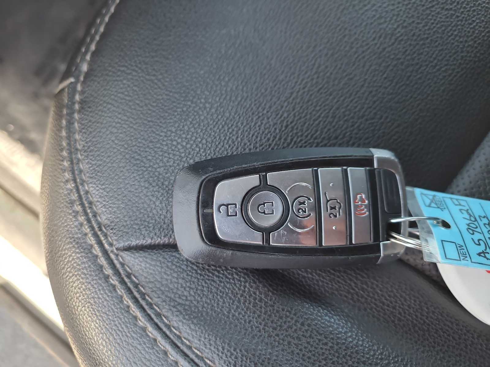 Thumbnail: 2023 Ford Explorer - 28