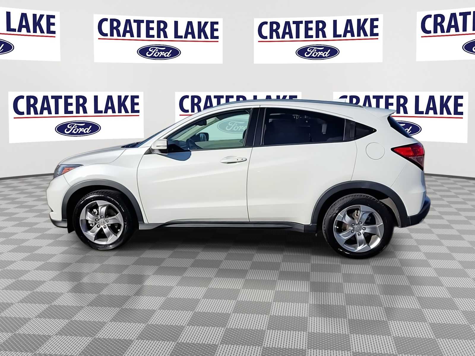 Thumbnail: 2017 Honda HR-V - 5
