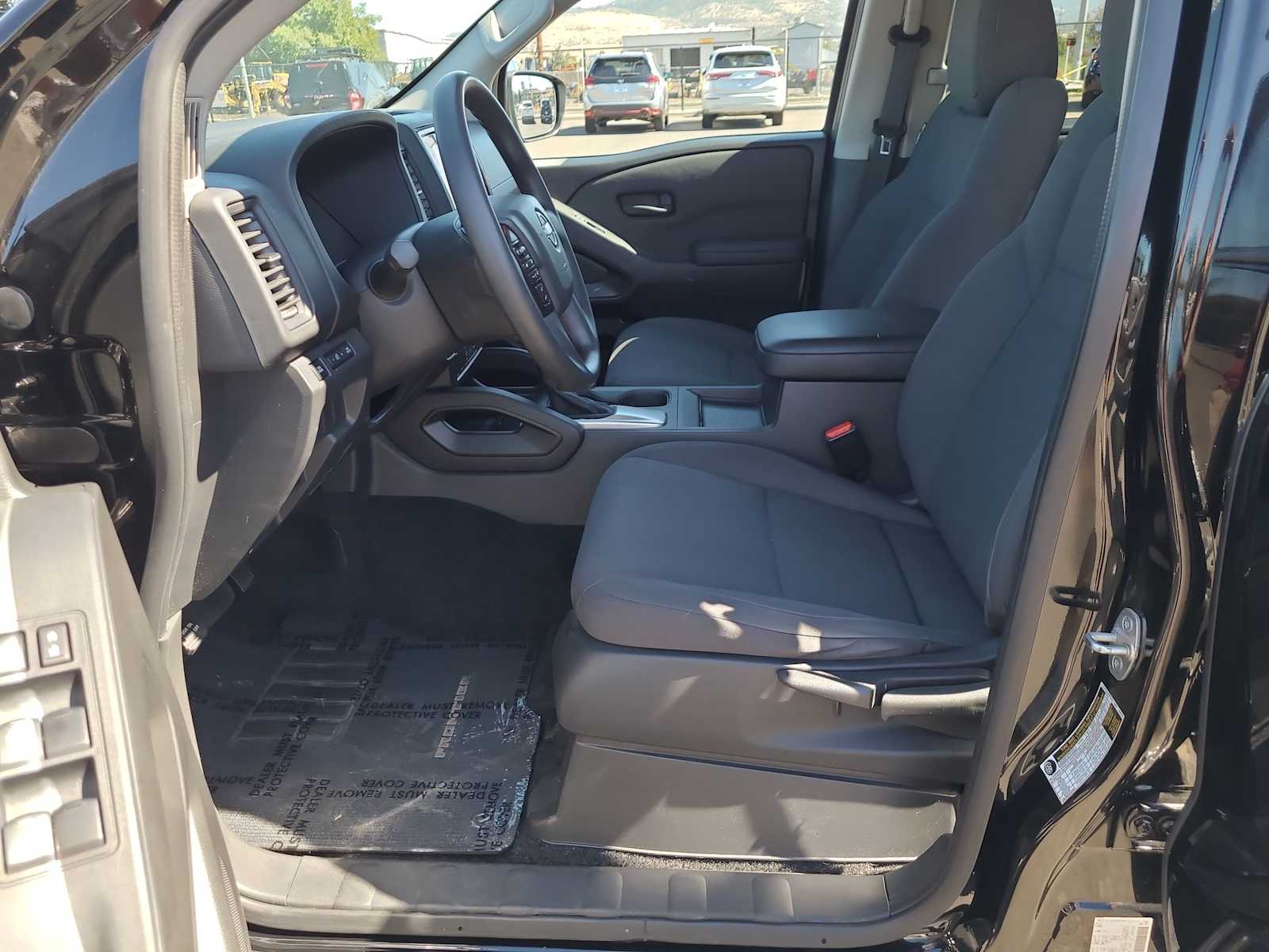 Thumbnail: 2022 Nissan Frontier - 19