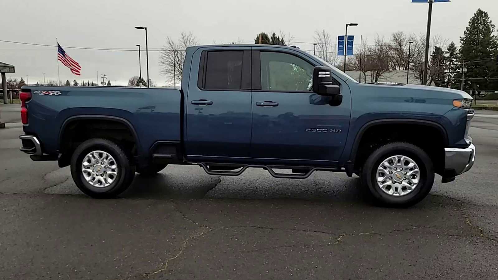 Thumbnail: 2024 Chevrolet Silverado 2500 - 9