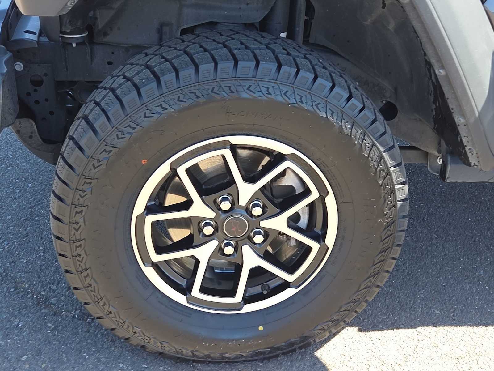 Thumbnail: 2025 Jeep Wrangler - 16