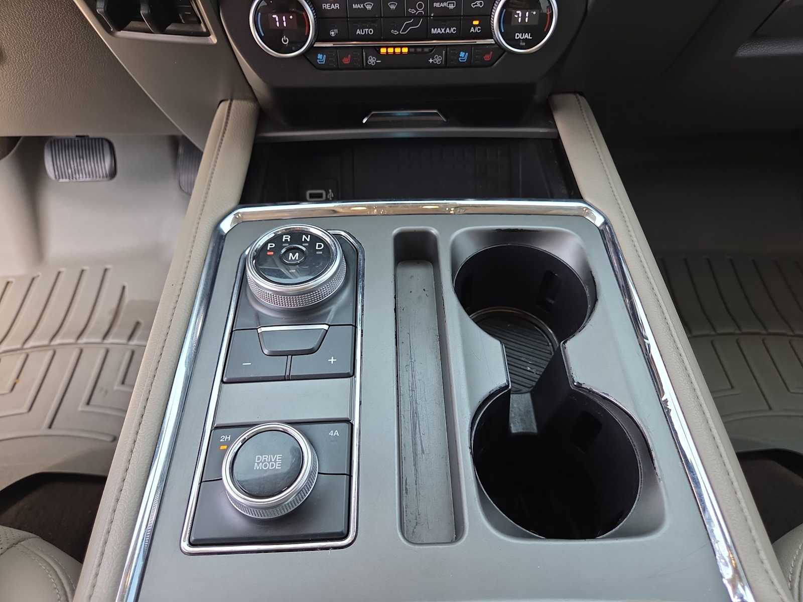 Thumbnail: 2019 Ford Expedition MAX - 25