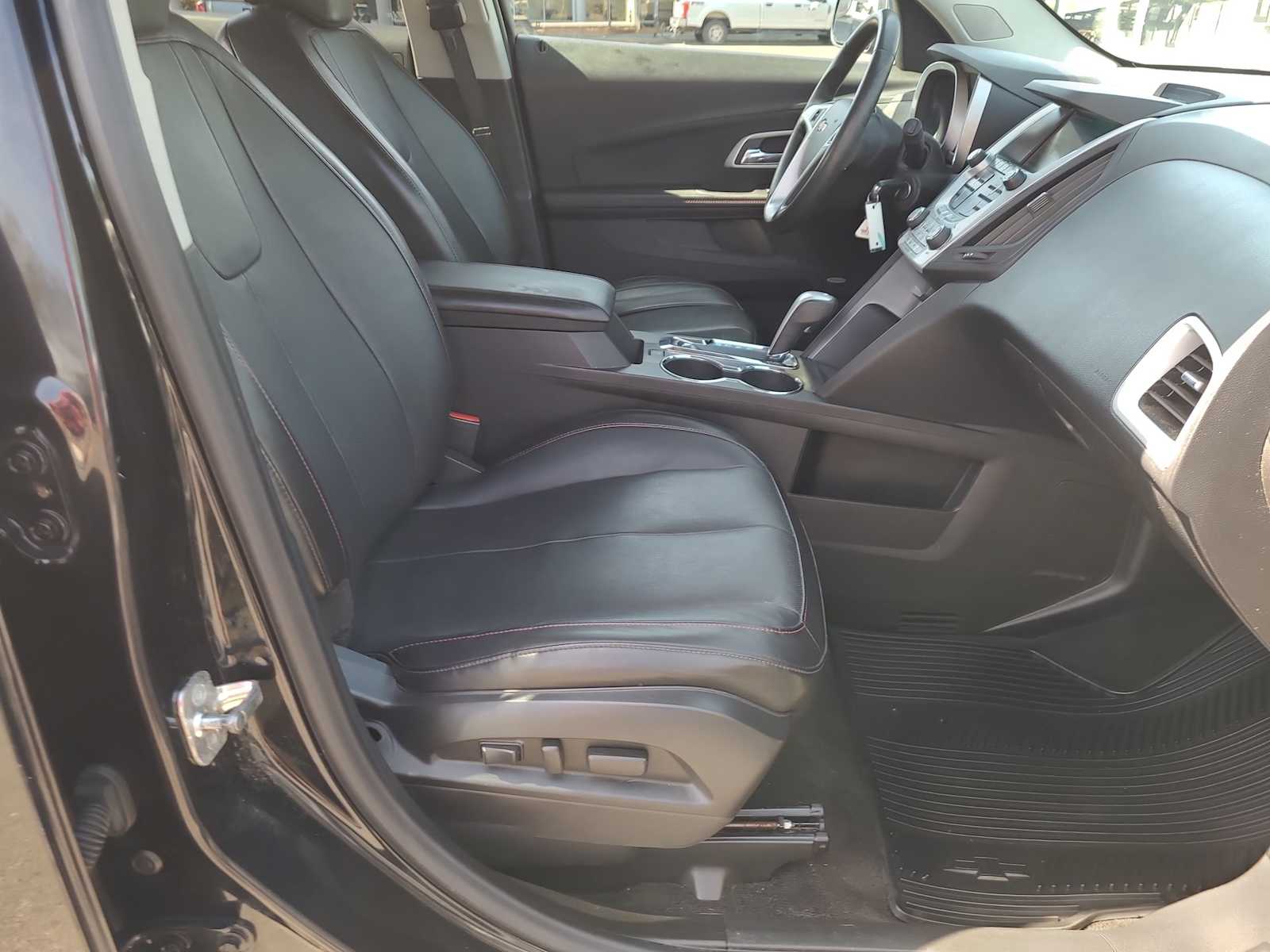 Thumbnail: 2013 Chevrolet Equinox - 22