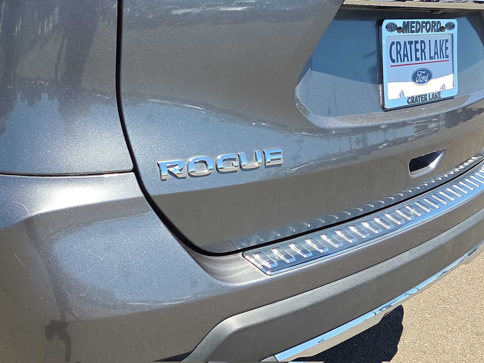 Thumbnail: 2020 Nissan Rogue - 15