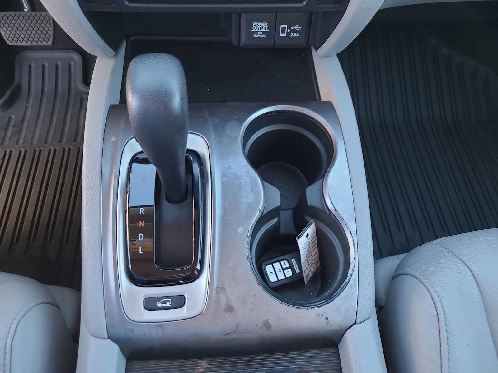 Thumbnail: 2020 Honda Pilot - 25