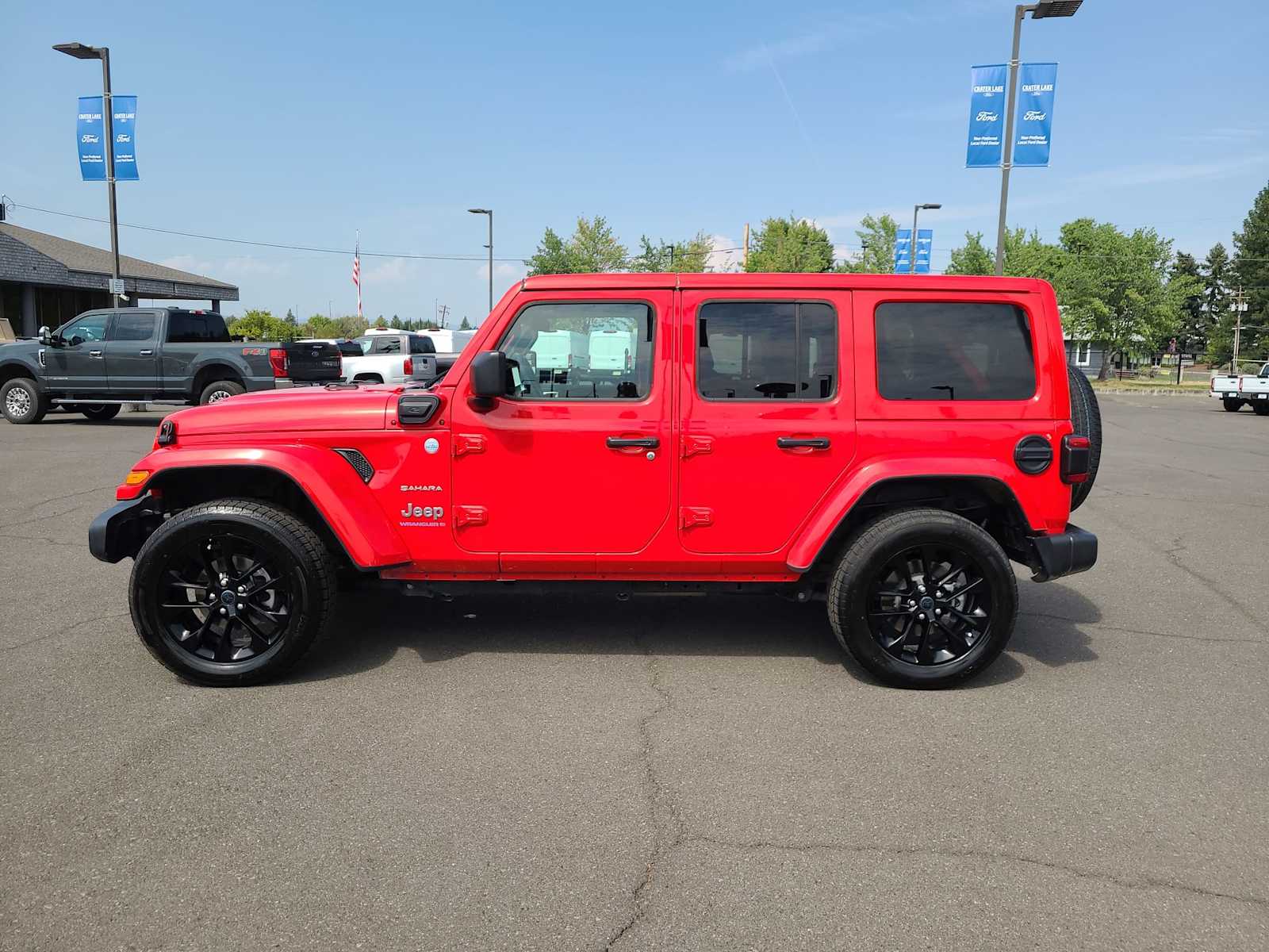 Thumbnail: 2024 Jeep Wrangler - 11