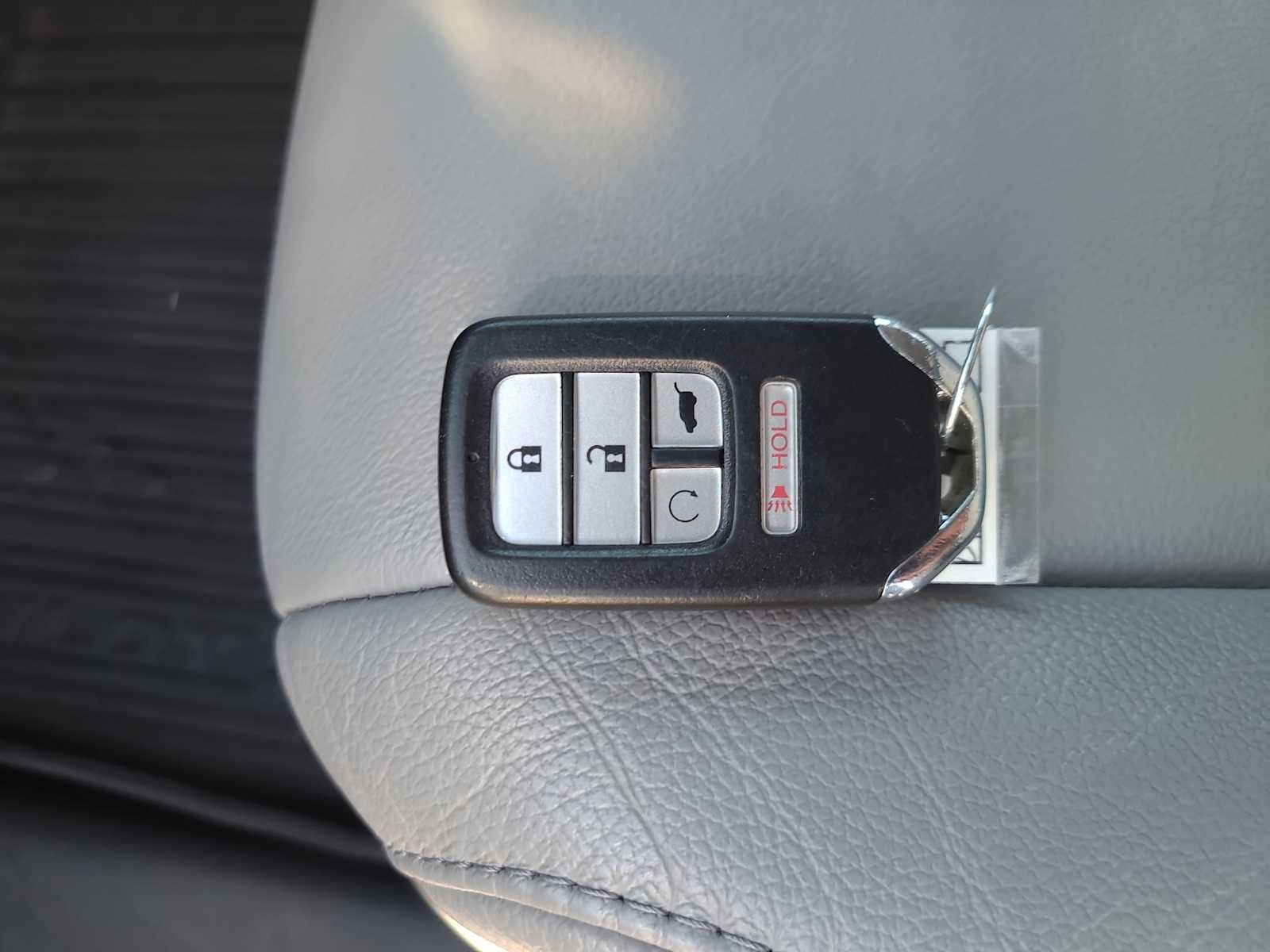 Thumbnail: 2020 Honda Pilot - 28