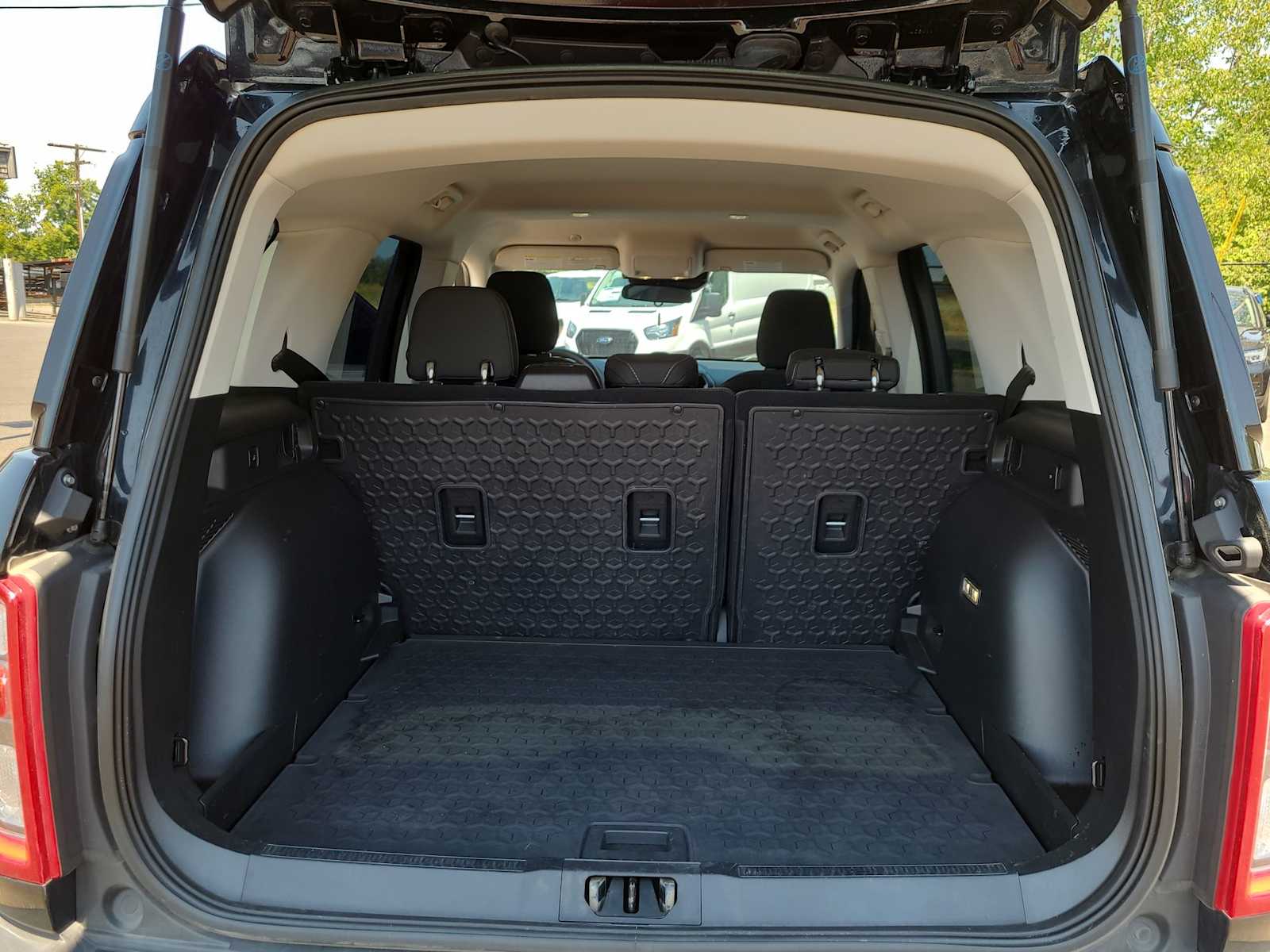 Thumbnail: 2021 Ford Bronco Sport - 27