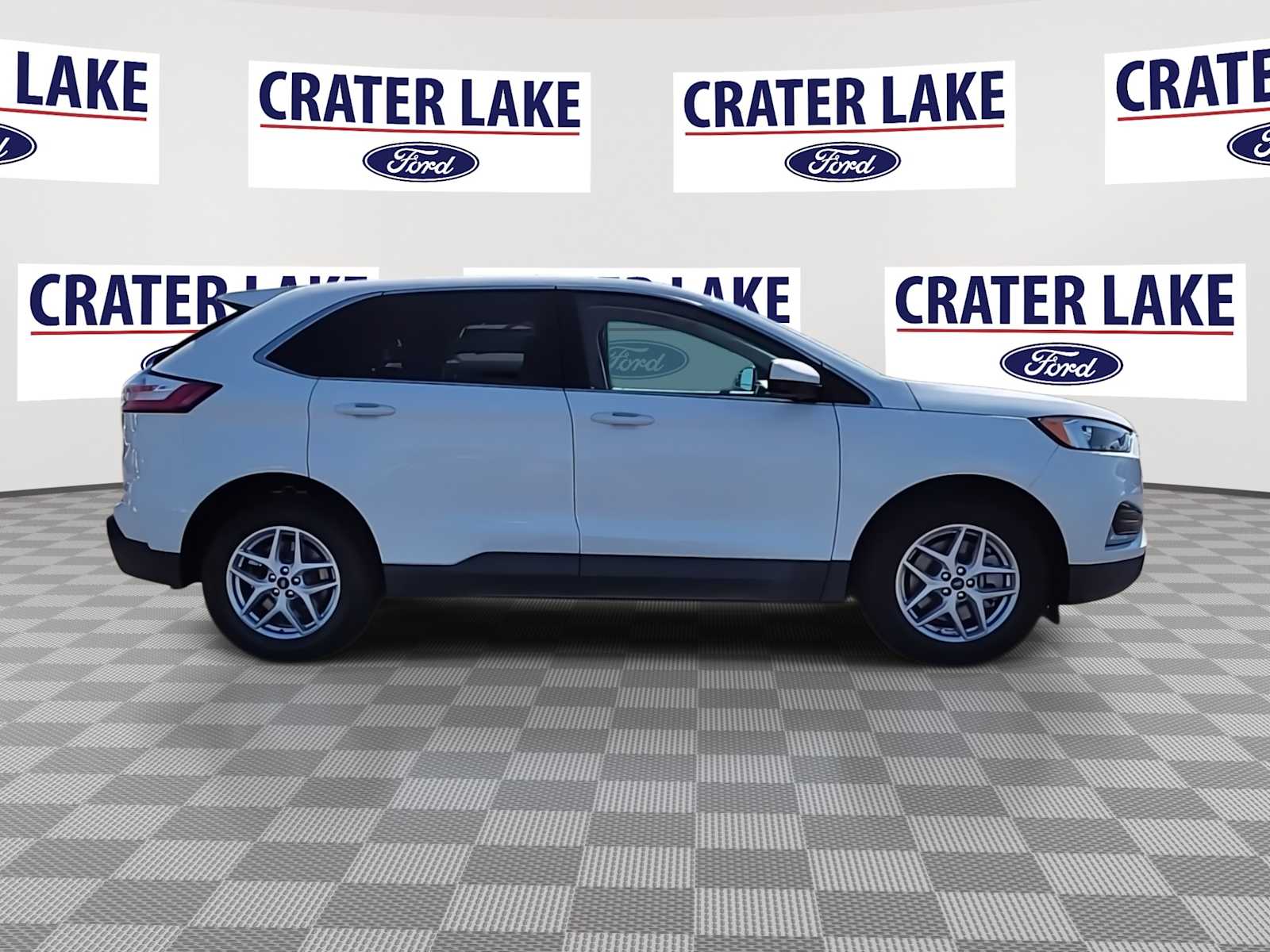 Thumbnail: 2024 Ford Edge - 9