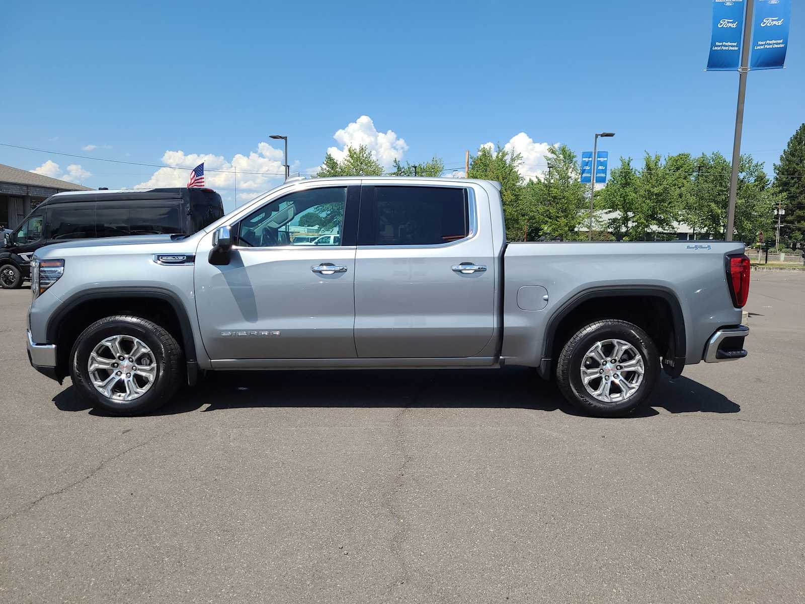 Thumbnail: 2024 GMC Sierra 1500 - 11