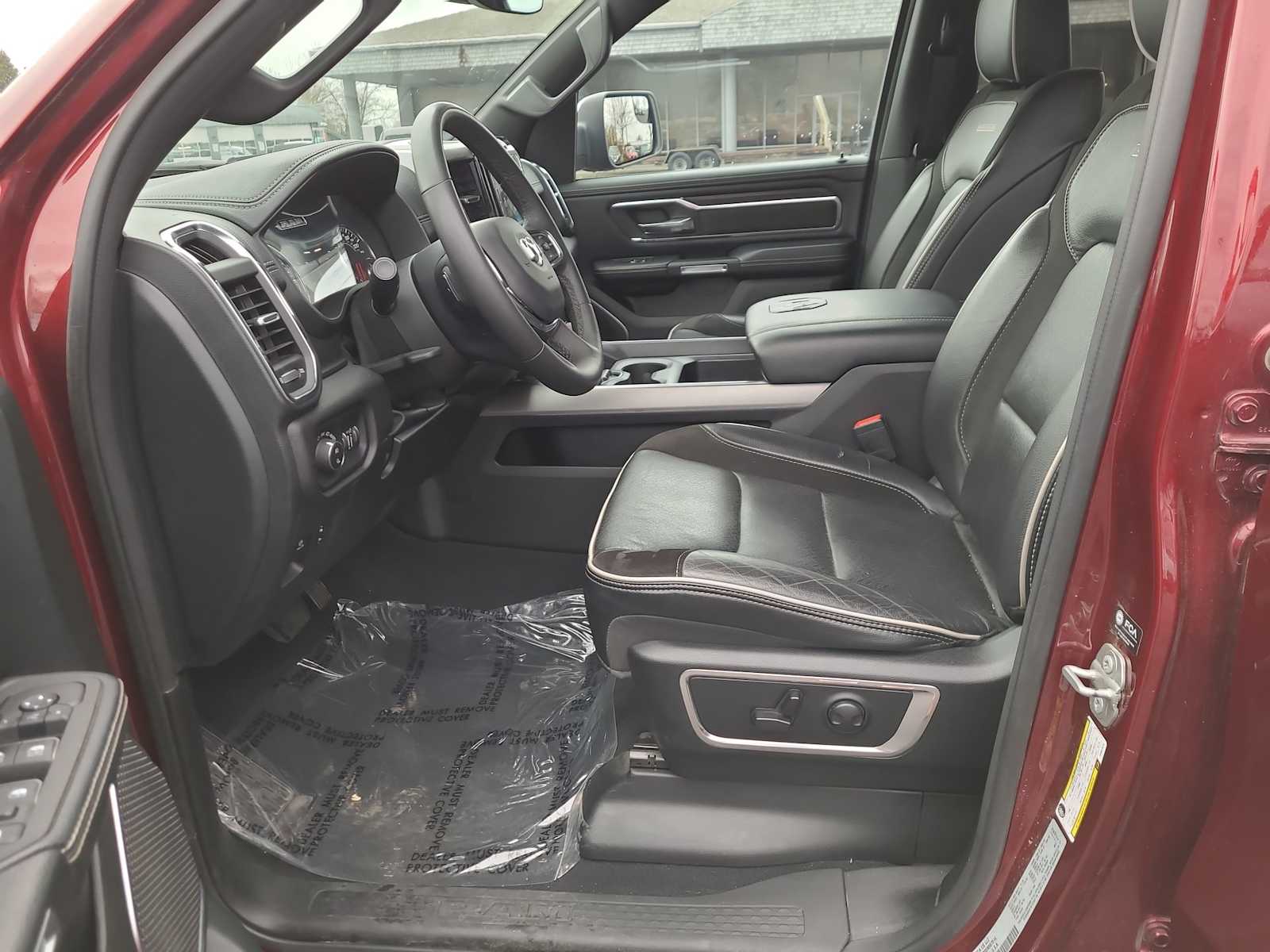 Thumbnail: 2025 RAM 1500 - 19