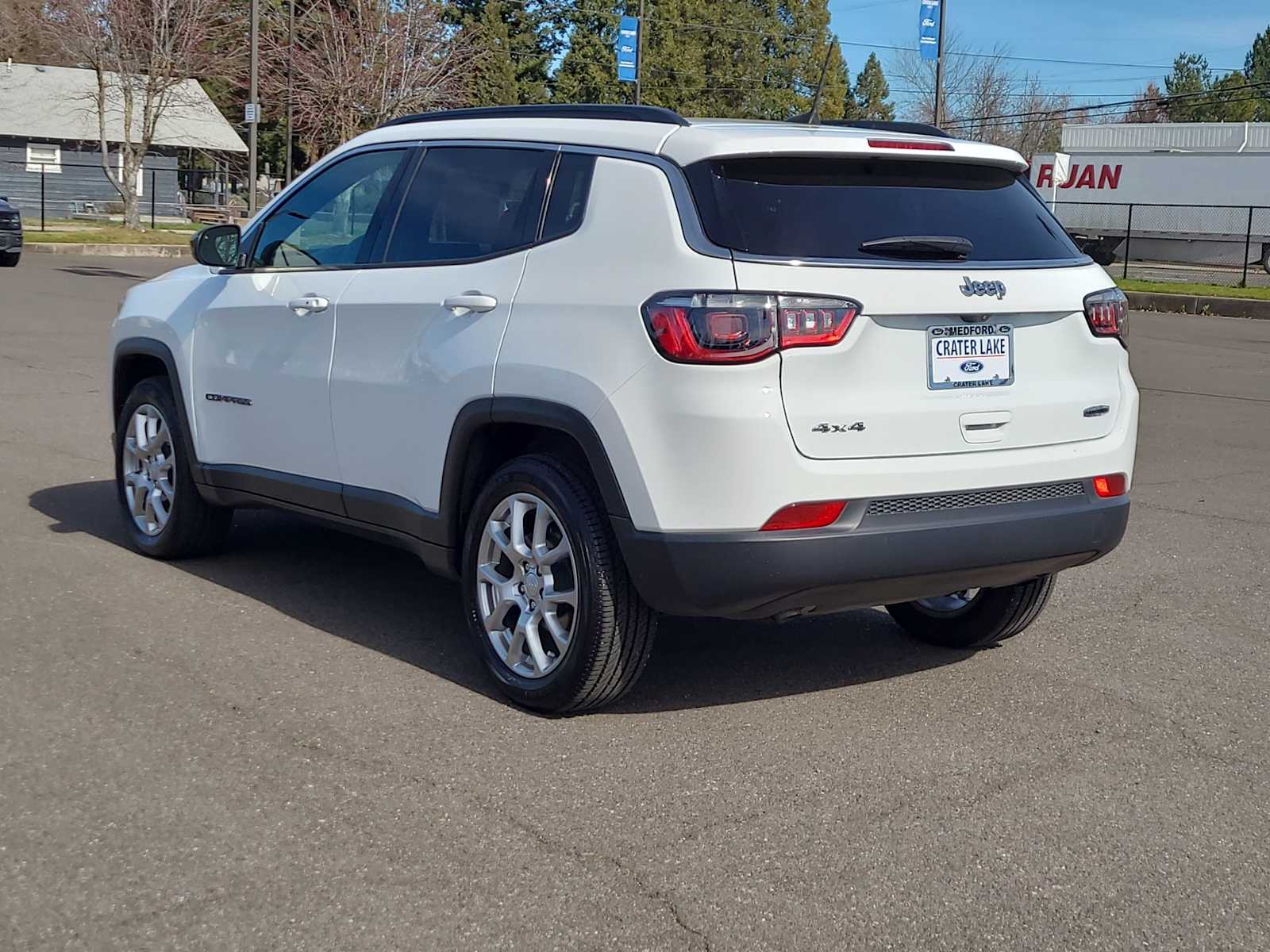 Thumbnail: 2024 Jeep Compass - 12