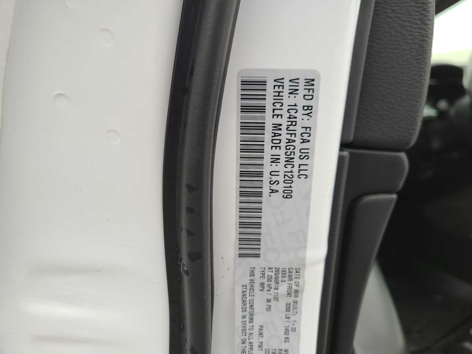 Thumbnail: 2022 Jeep Grand Cherokee - 29