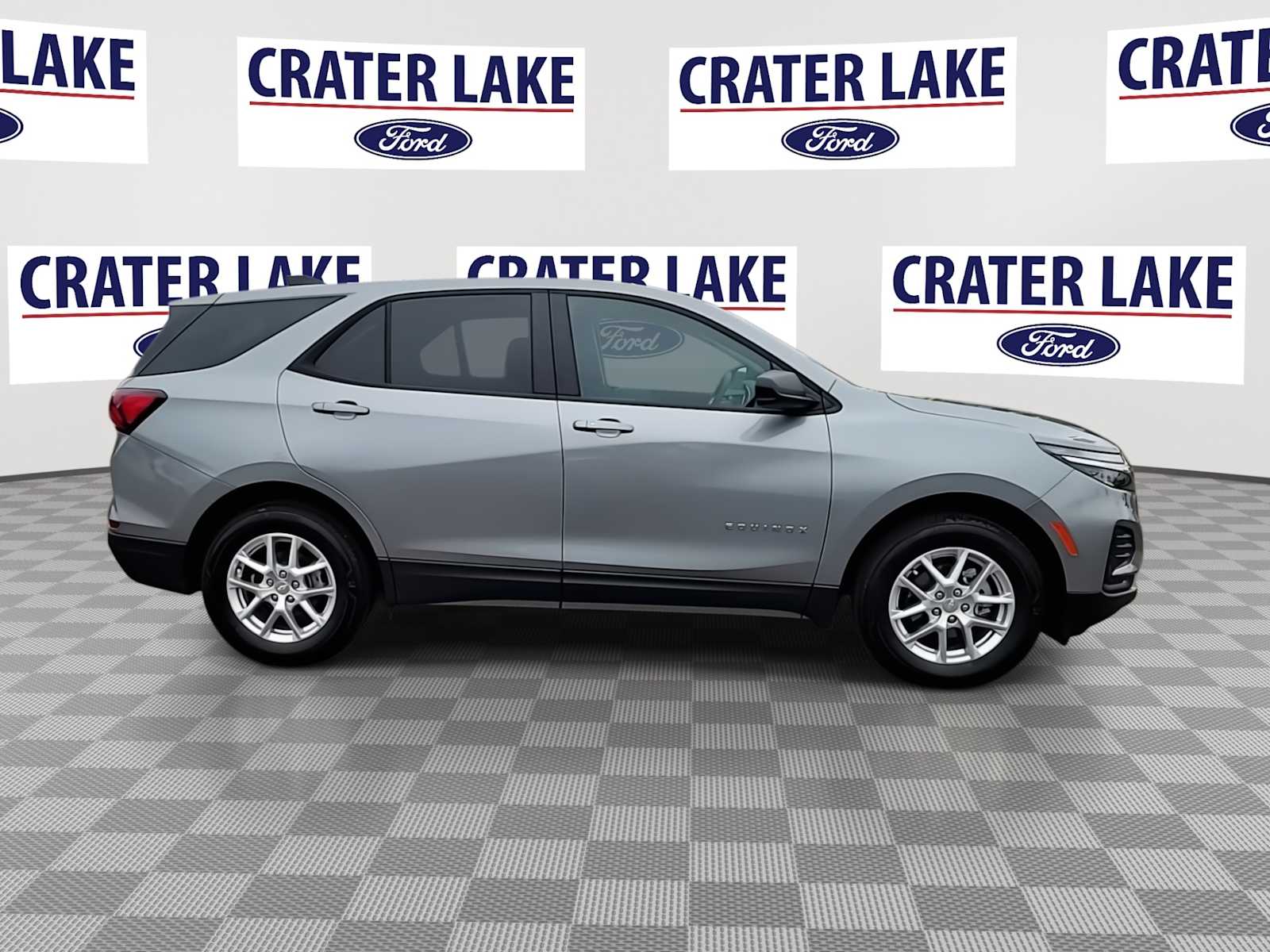 Thumbnail: 2024 Chevrolet Equinox - 9