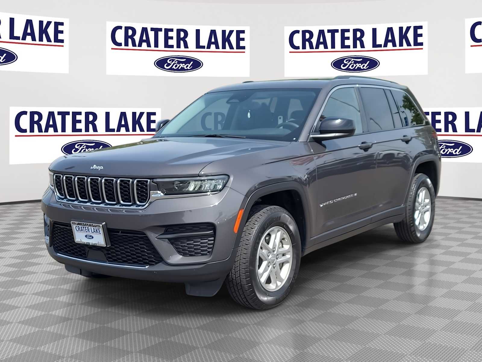 2023 Jeep Grand Cherokee Laredo -
                  Medford, OR