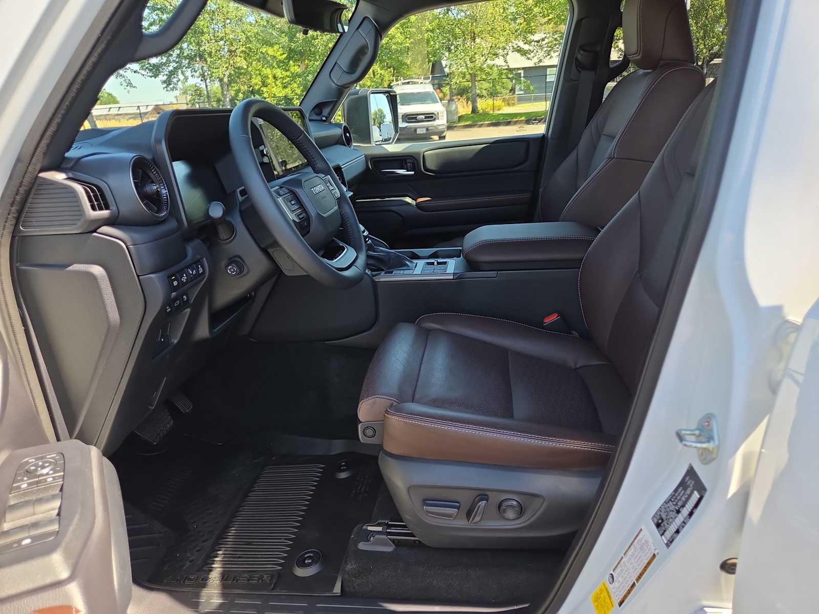 Thumbnail: 2025 Toyota Land Cruiser - 19