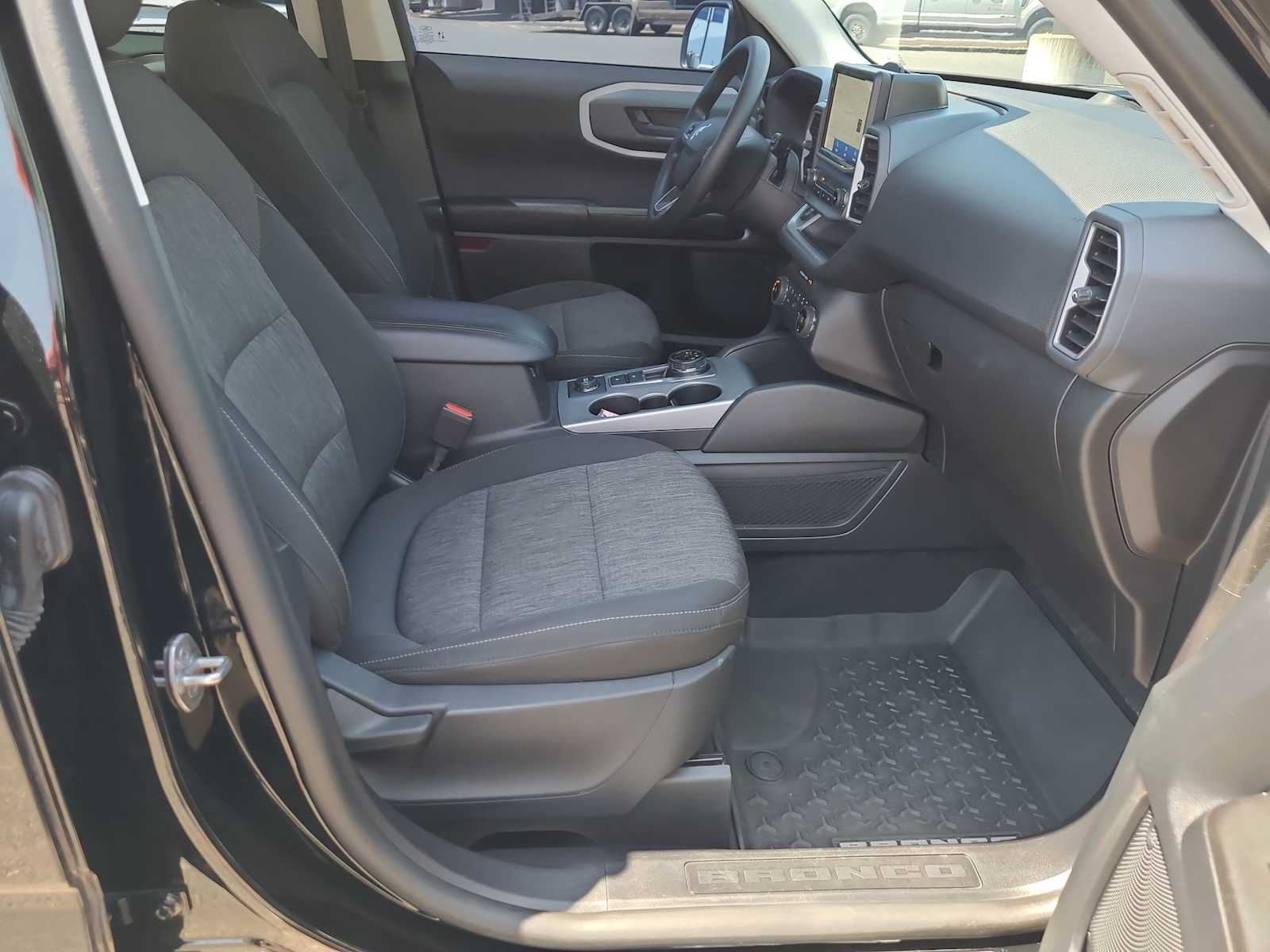 Thumbnail: 2021 Ford Bronco Sport - 22