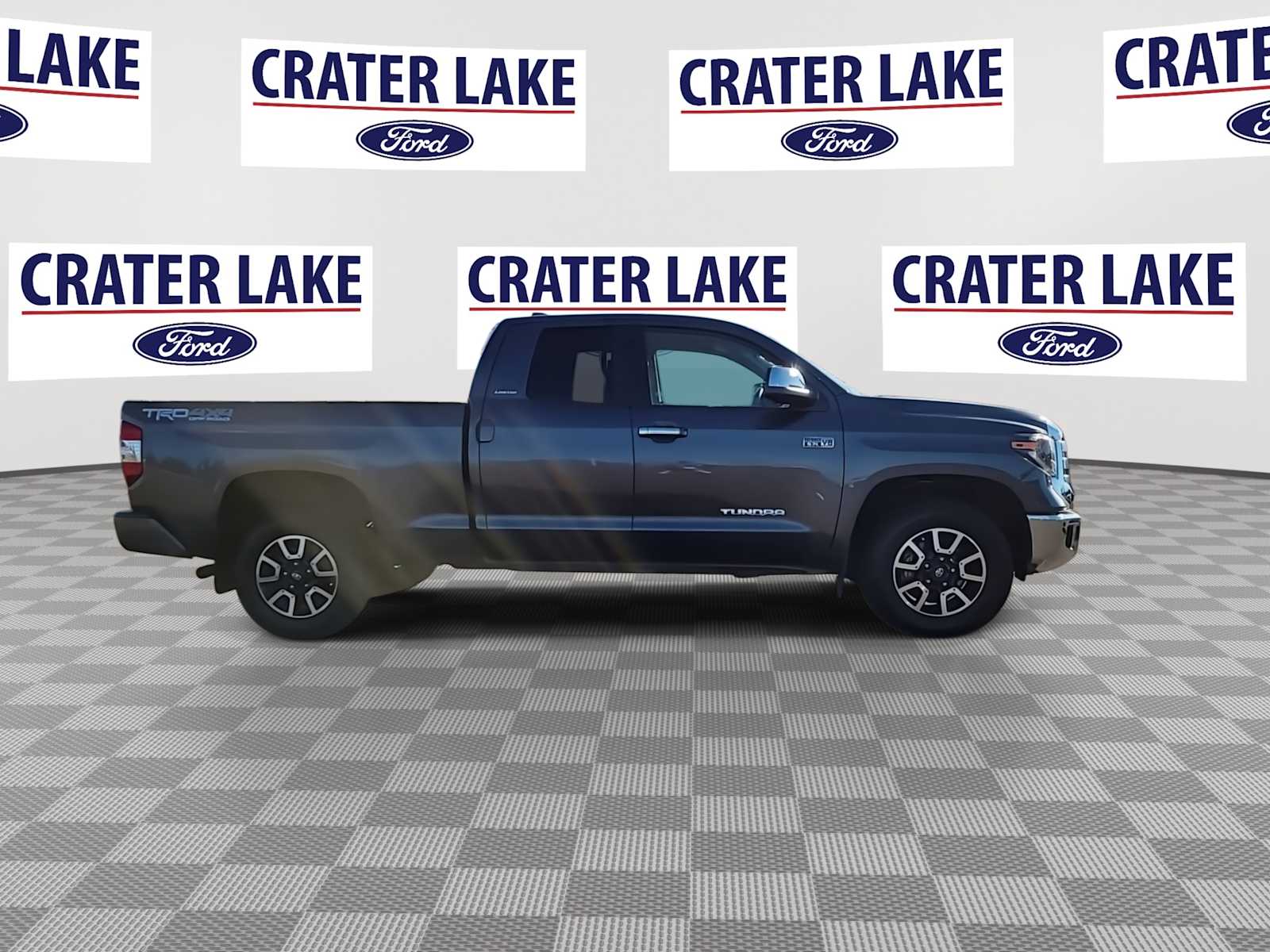 Thumbnail: 2020 Toyota Tundra - 9