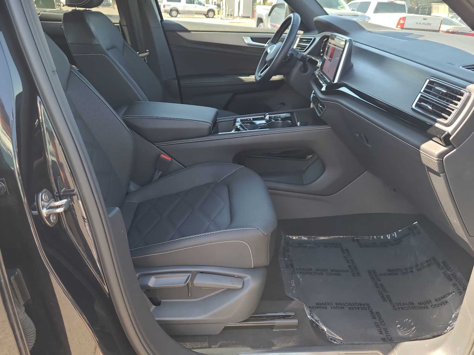 Thumbnail: 2024 Volkswagen Atlas - 22