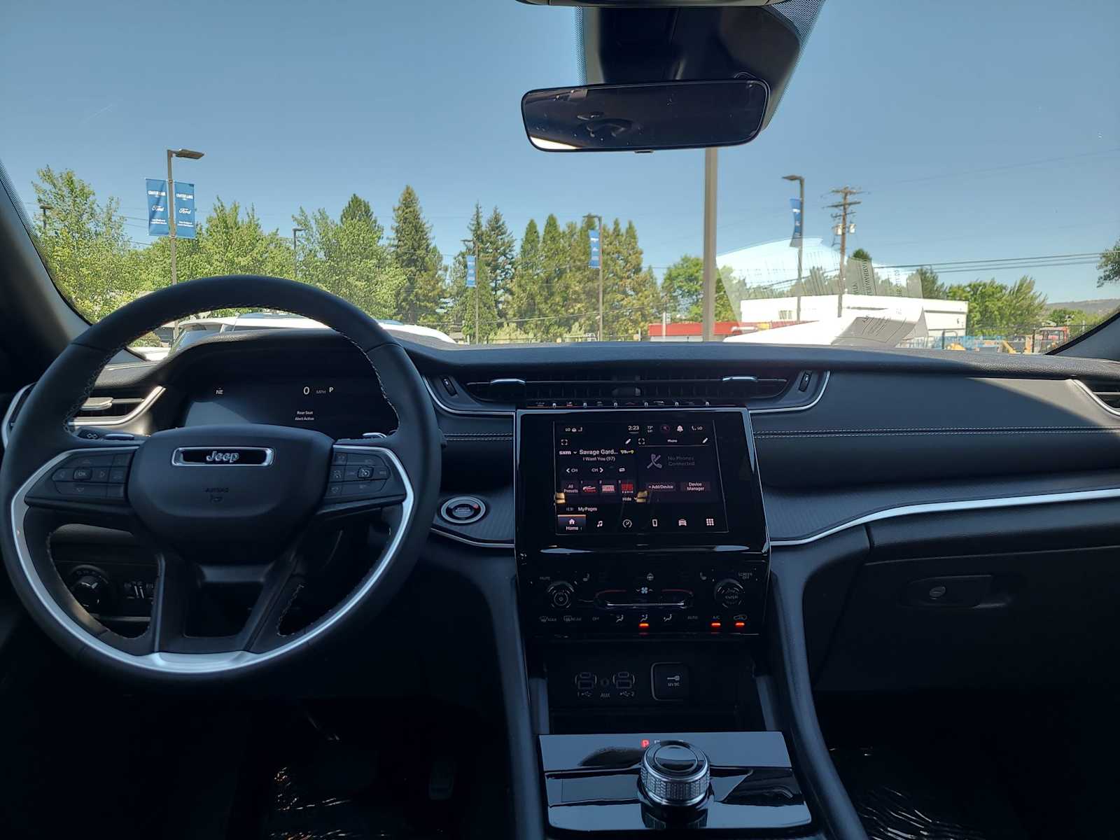 Thumbnail: 2025 Jeep Grand Cherokee - 18