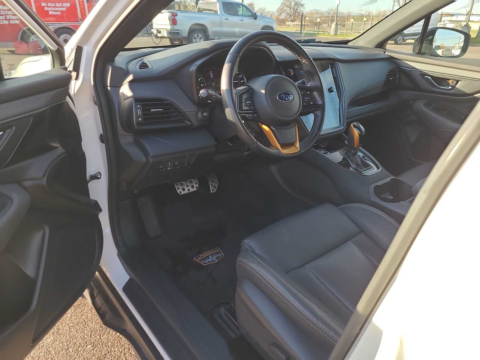 Thumbnail: 2022 Subaru Outback - 10