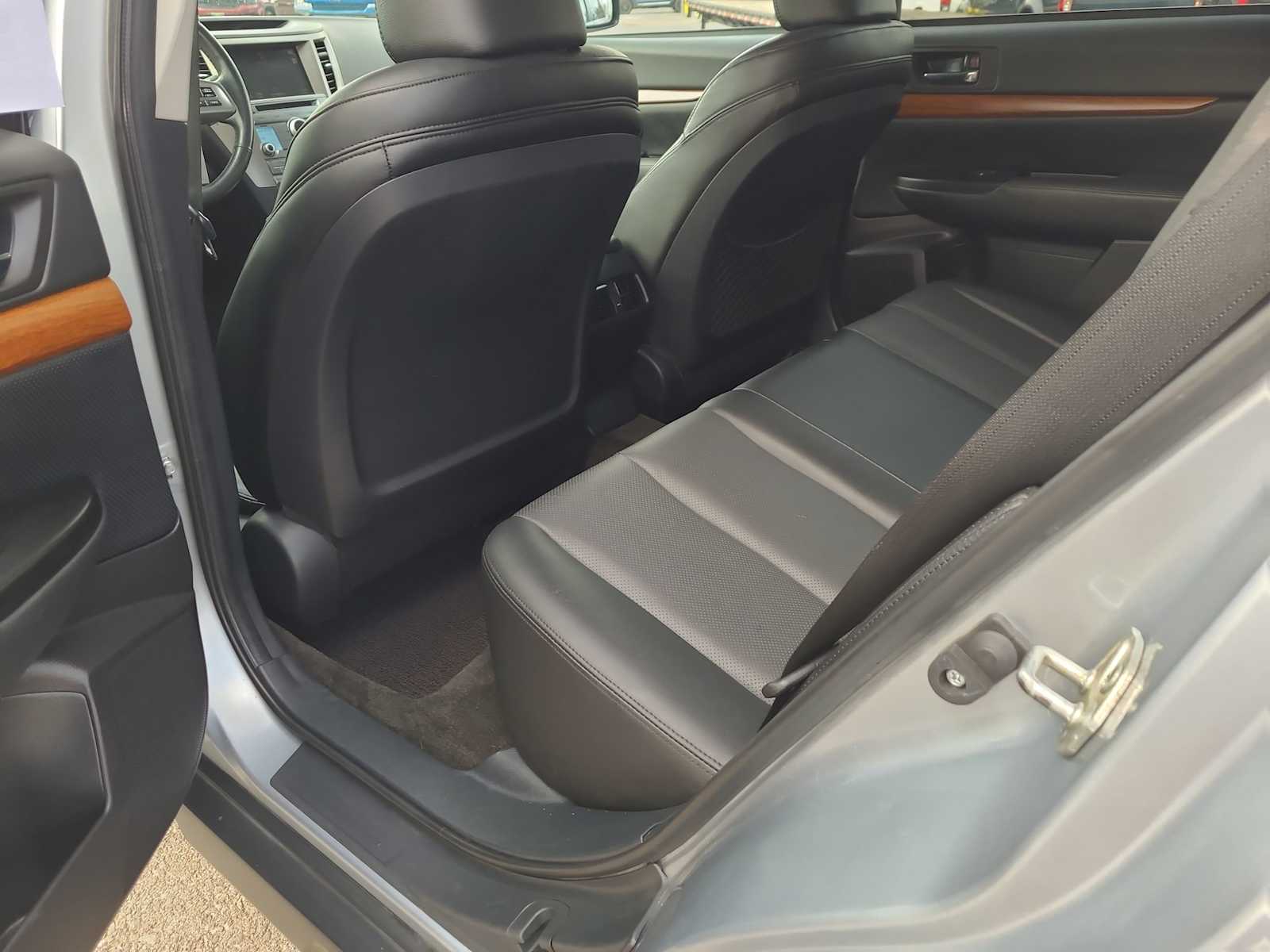 Thumbnail: 2013 Subaru Outback - 20