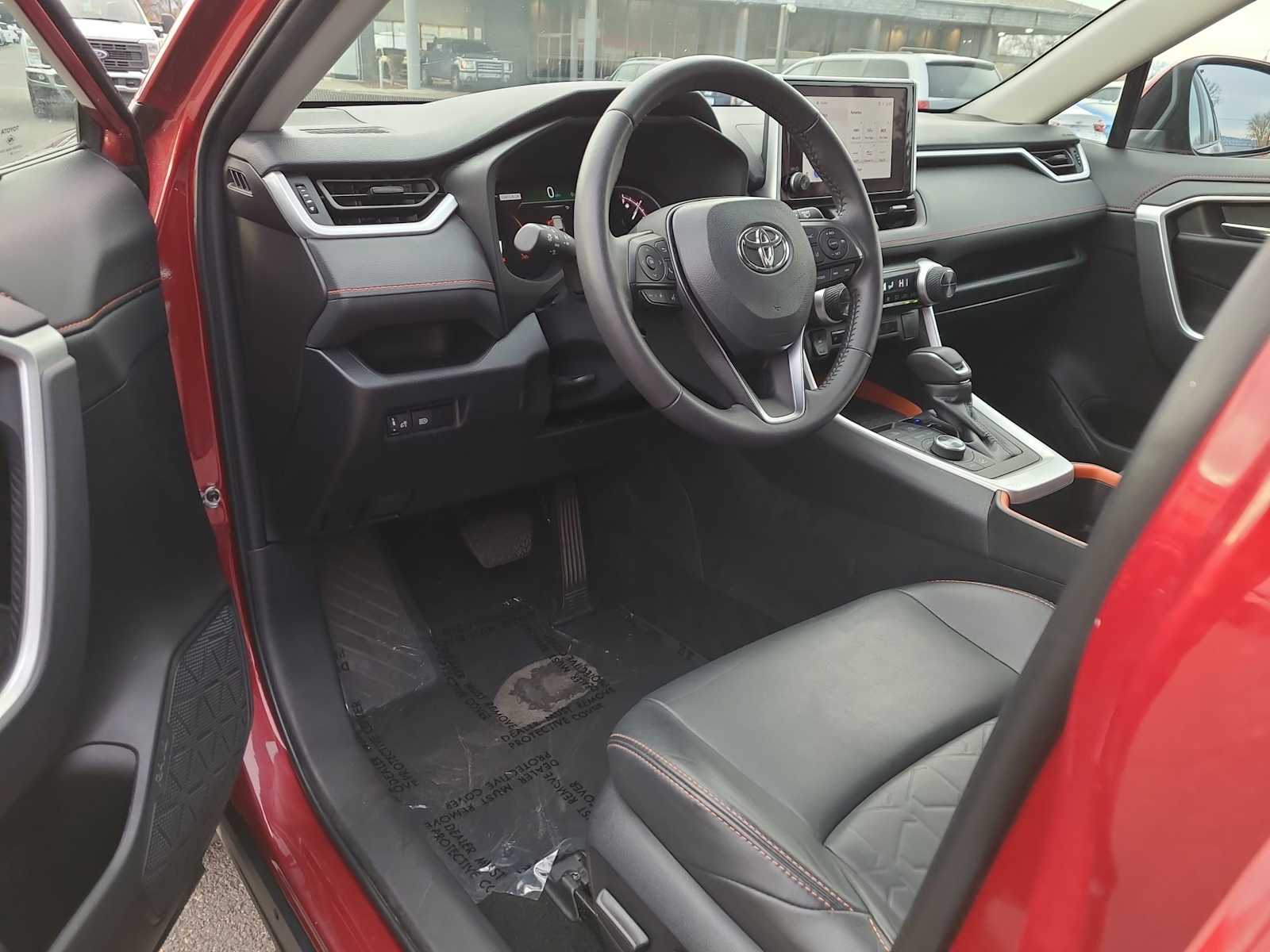 Thumbnail: 2024 Toyota RAV4 - 10