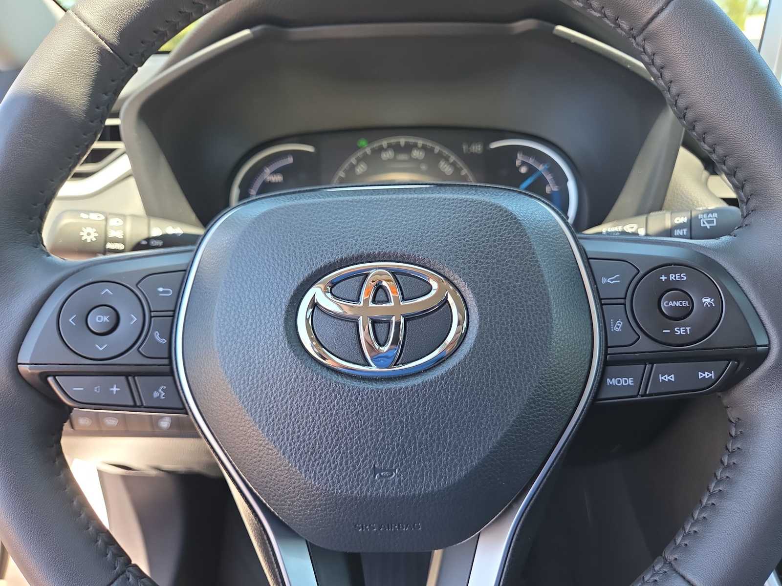 Thumbnail: 2025 Toyota RAV4 - 23