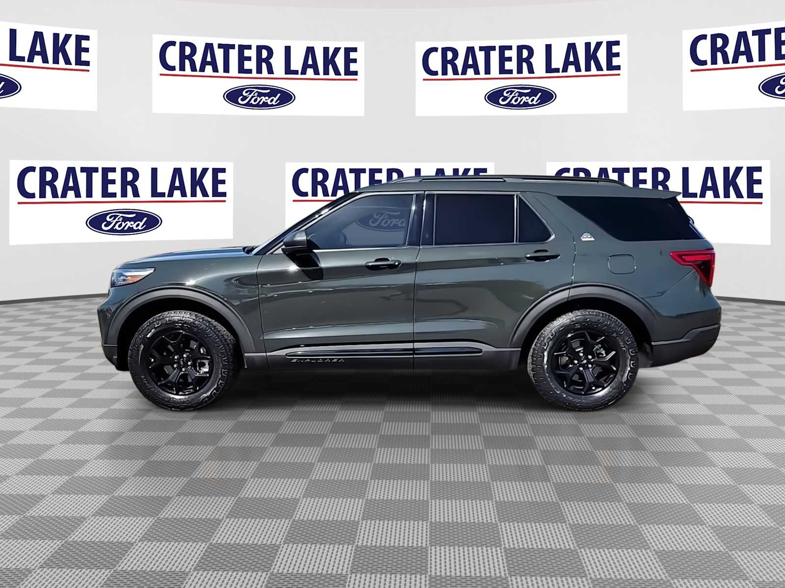 Thumbnail: 2022 Ford Explorer - 5