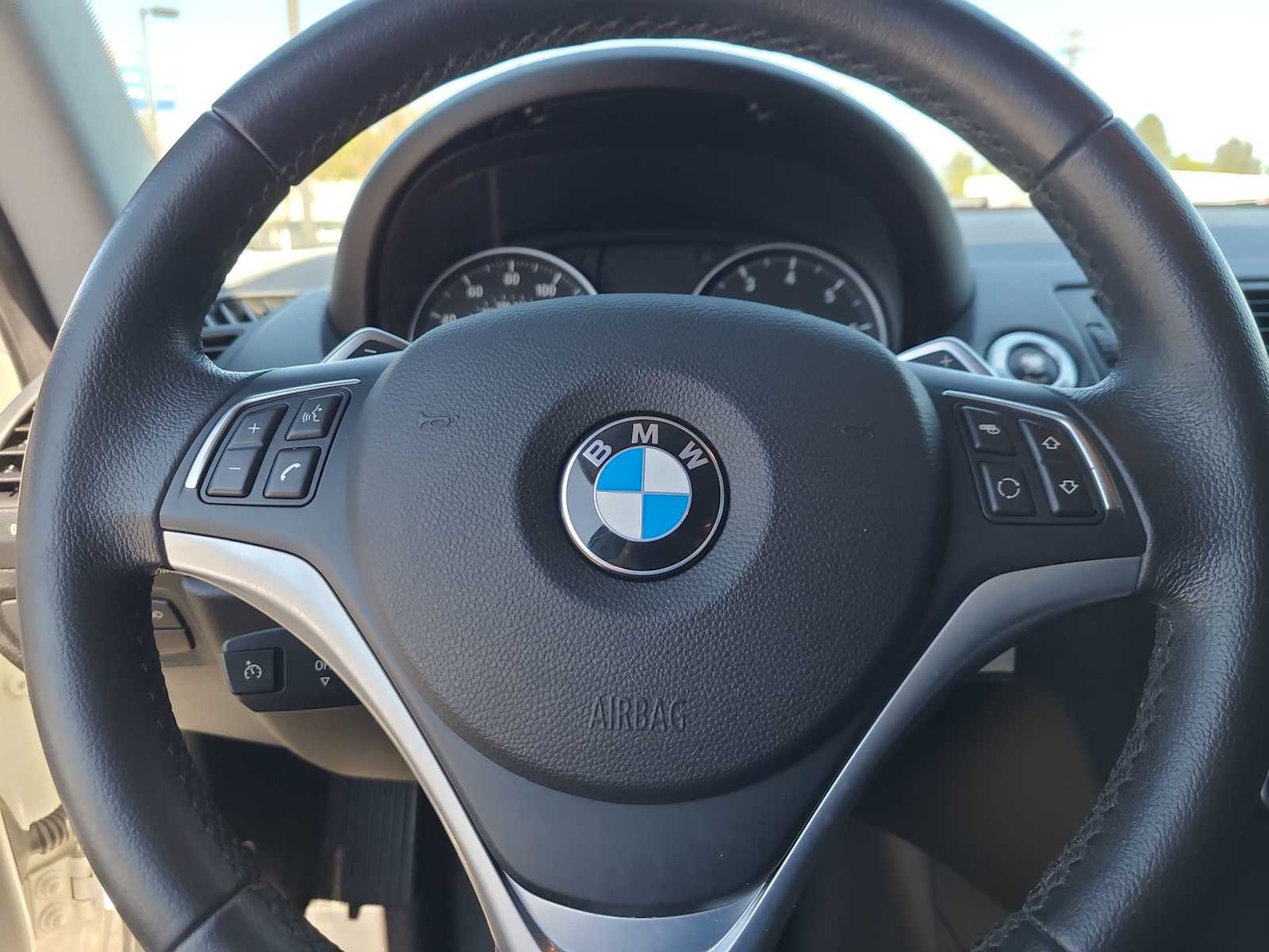 Thumbnail: 2012 BMW 1 Series - 23