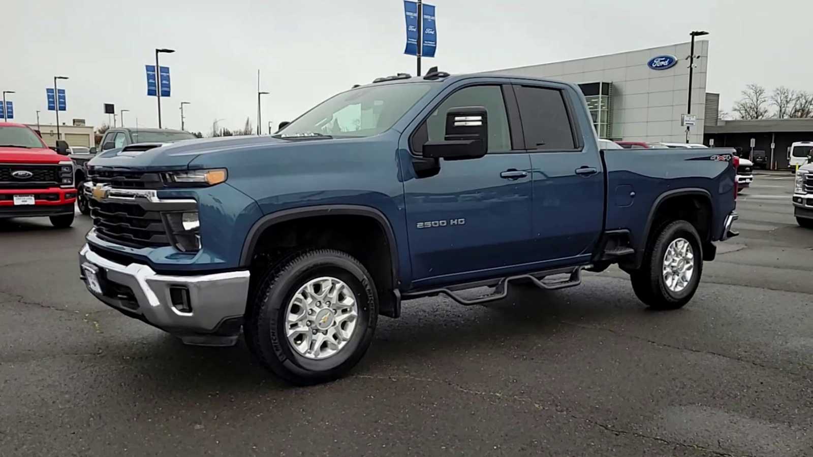 Thumbnail: 2024 Chevrolet Silverado 2500 - 4