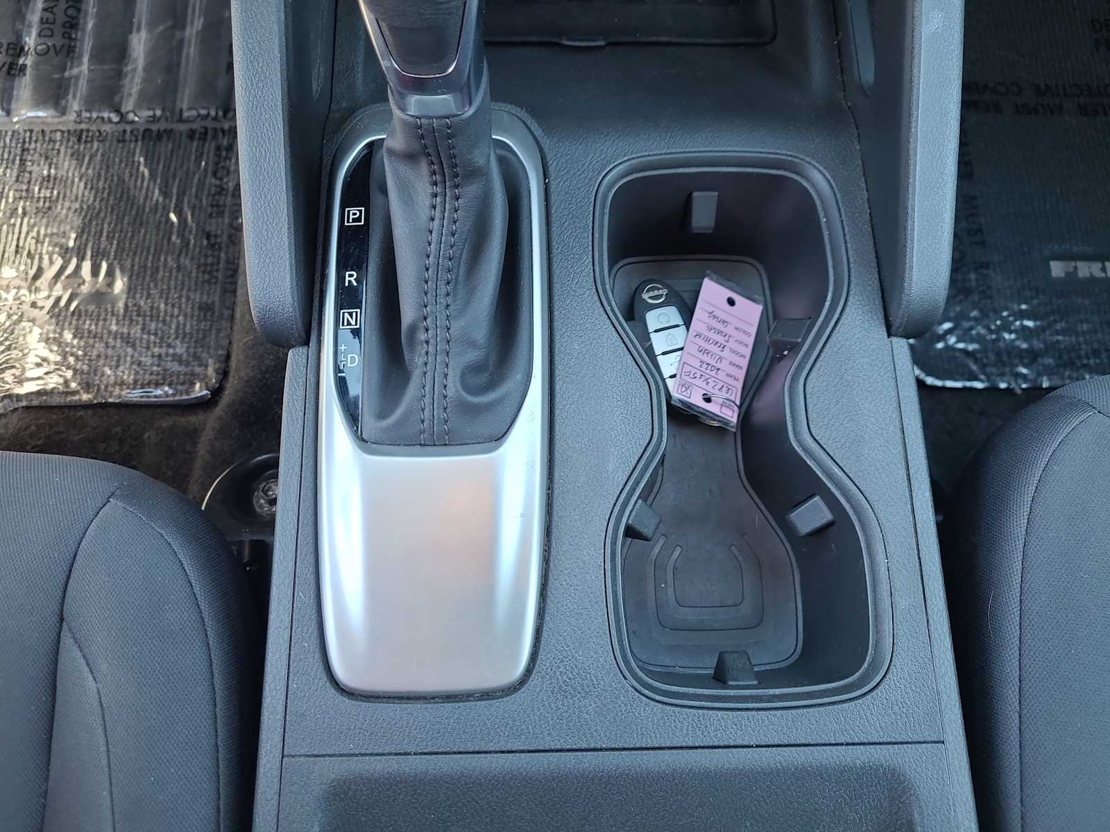 Thumbnail: 2022 Nissan Frontier - 25