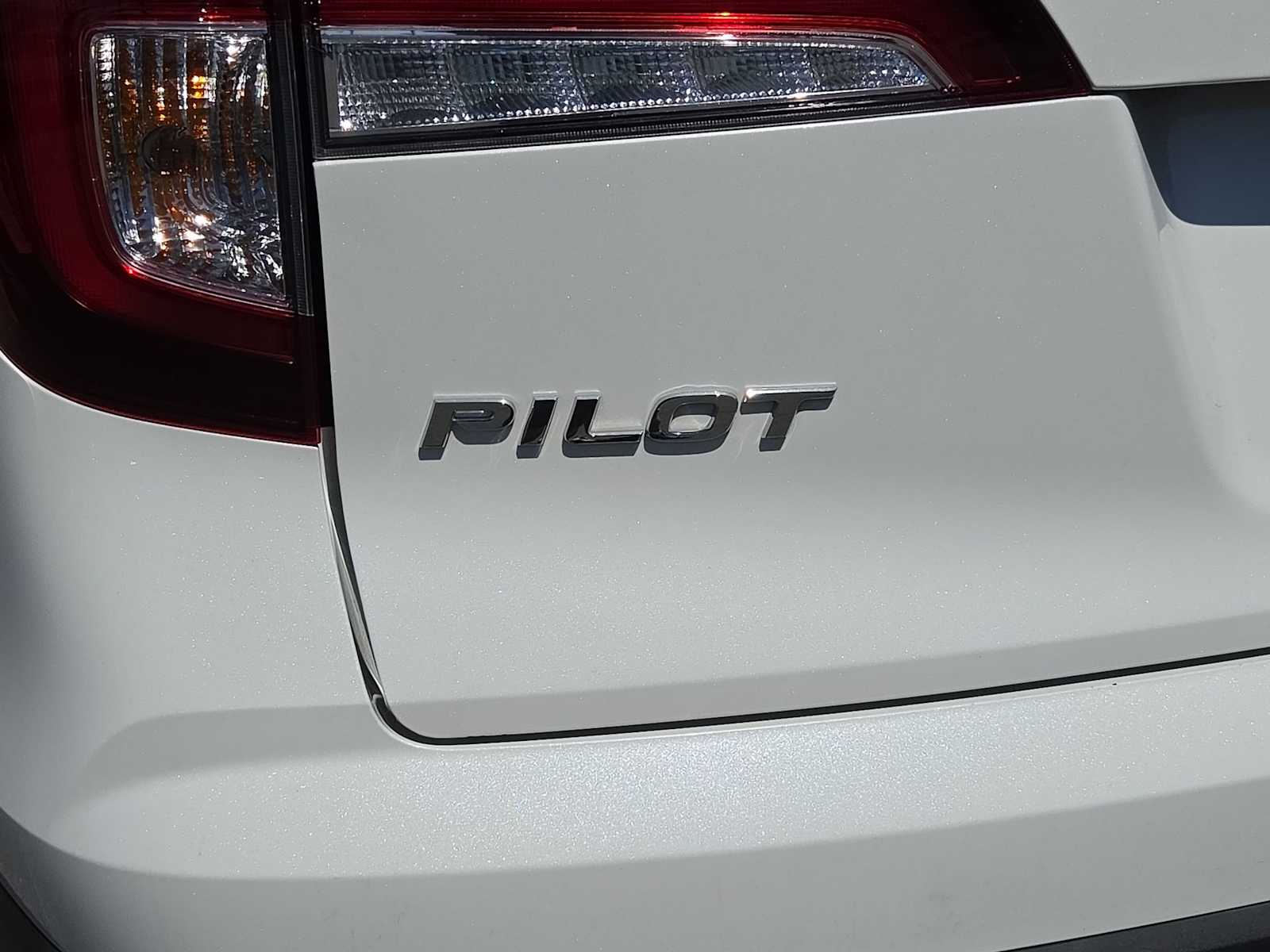 Thumbnail: 2022 Honda Pilot - 15