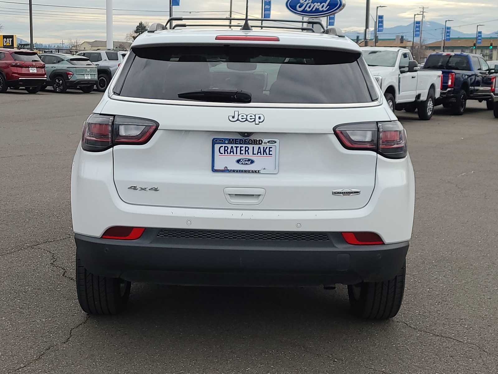 Thumbnail: 2022 Jeep Compass - 13