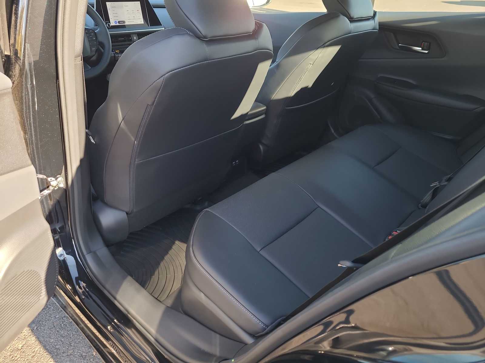 Thumbnail: 2024 Toyota Prius - 20