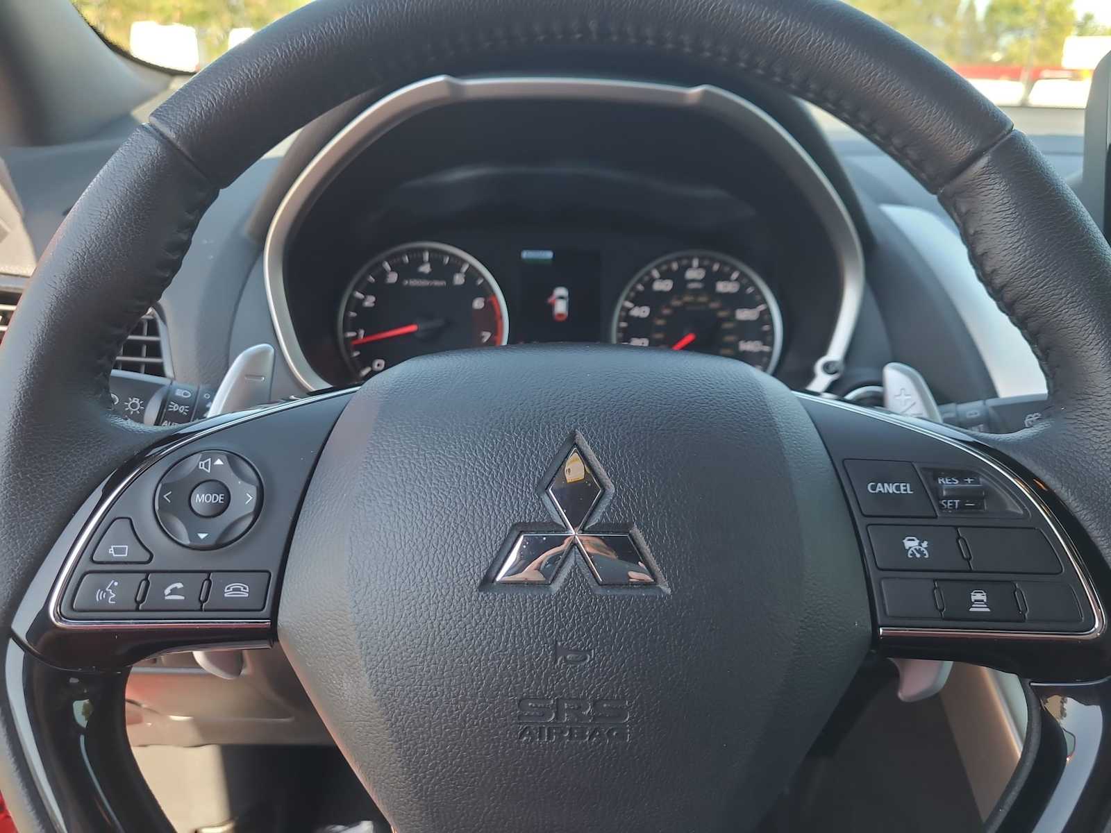 Thumbnail: 2024 Mitsubishi Eclipse Cross - 23