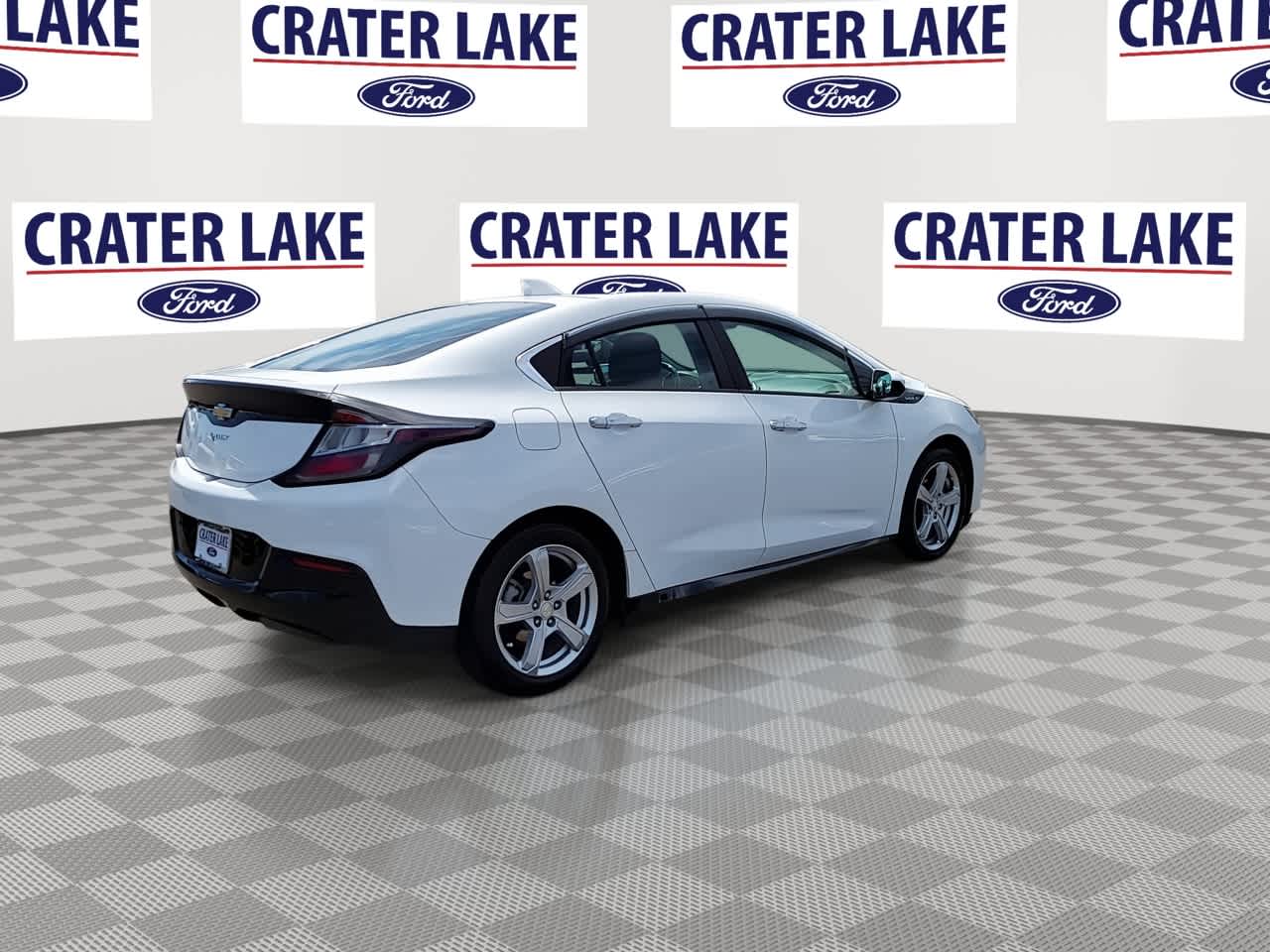 Thumbnail: 2019 Chevrolet Volt - 8