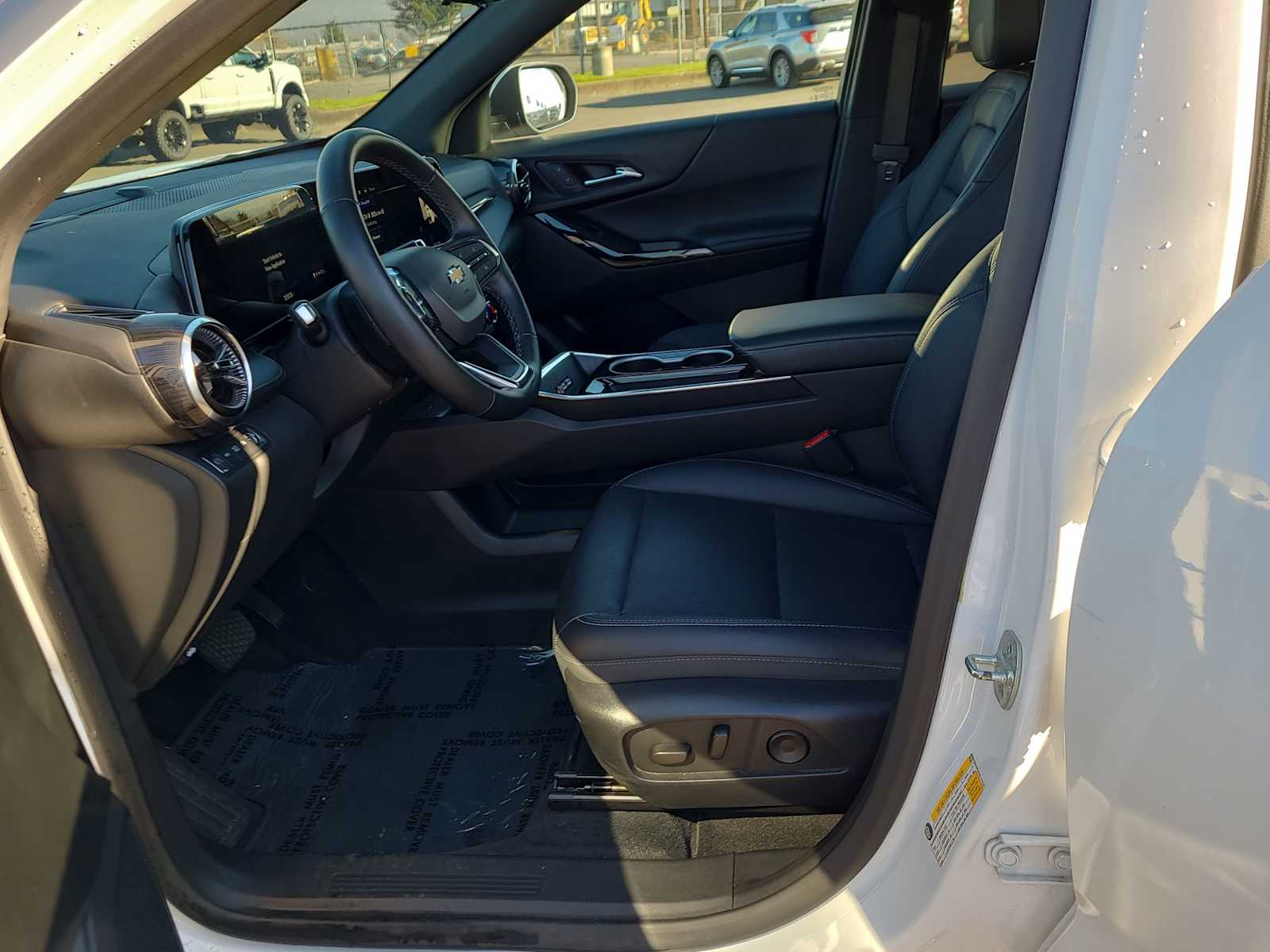 Thumbnail: 2025 Chevrolet Equinox - 19