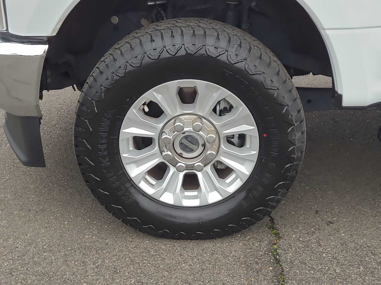 Thumbnail: 2022 Ford F-250 - 16