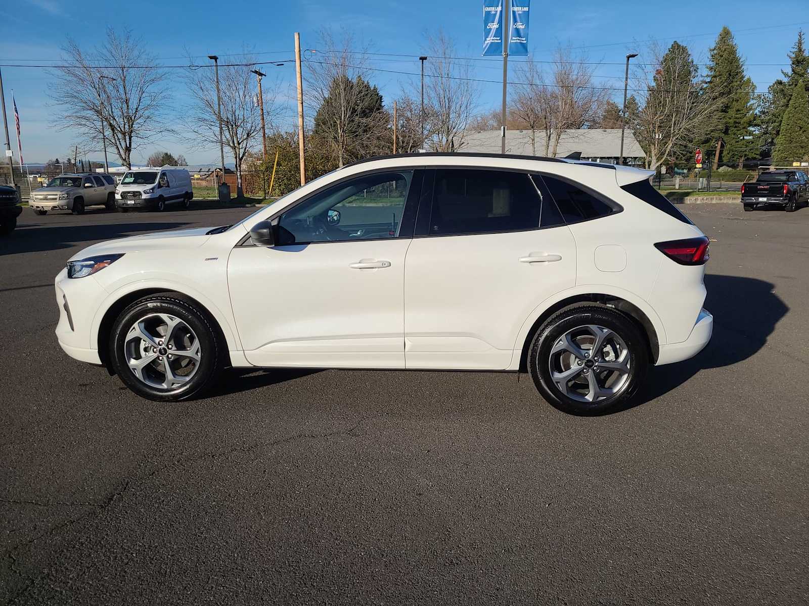 Thumbnail: 2023 Ford Escape - 11